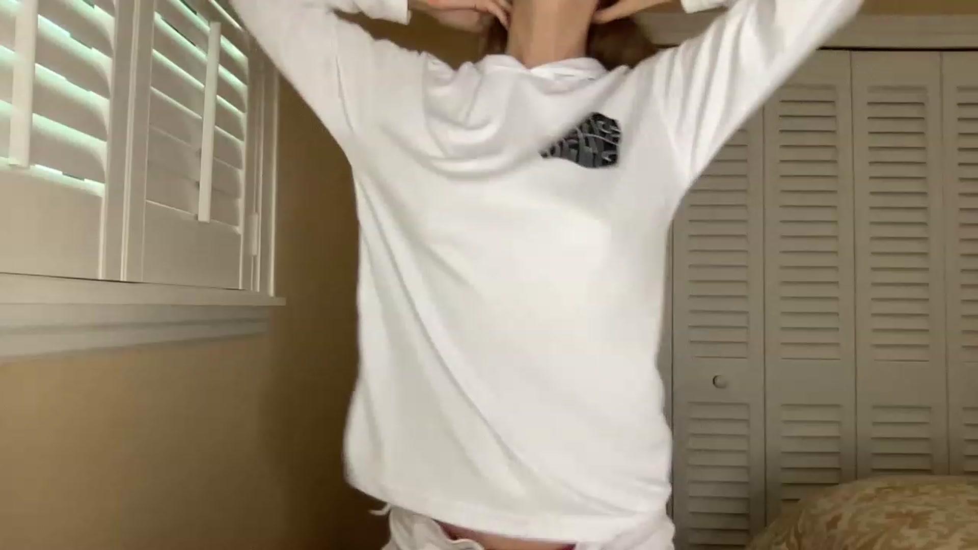 Gallery image thumbnail from Mia118's myfreecams stream on, 04/15/2023, 19:59 image 3 of 20