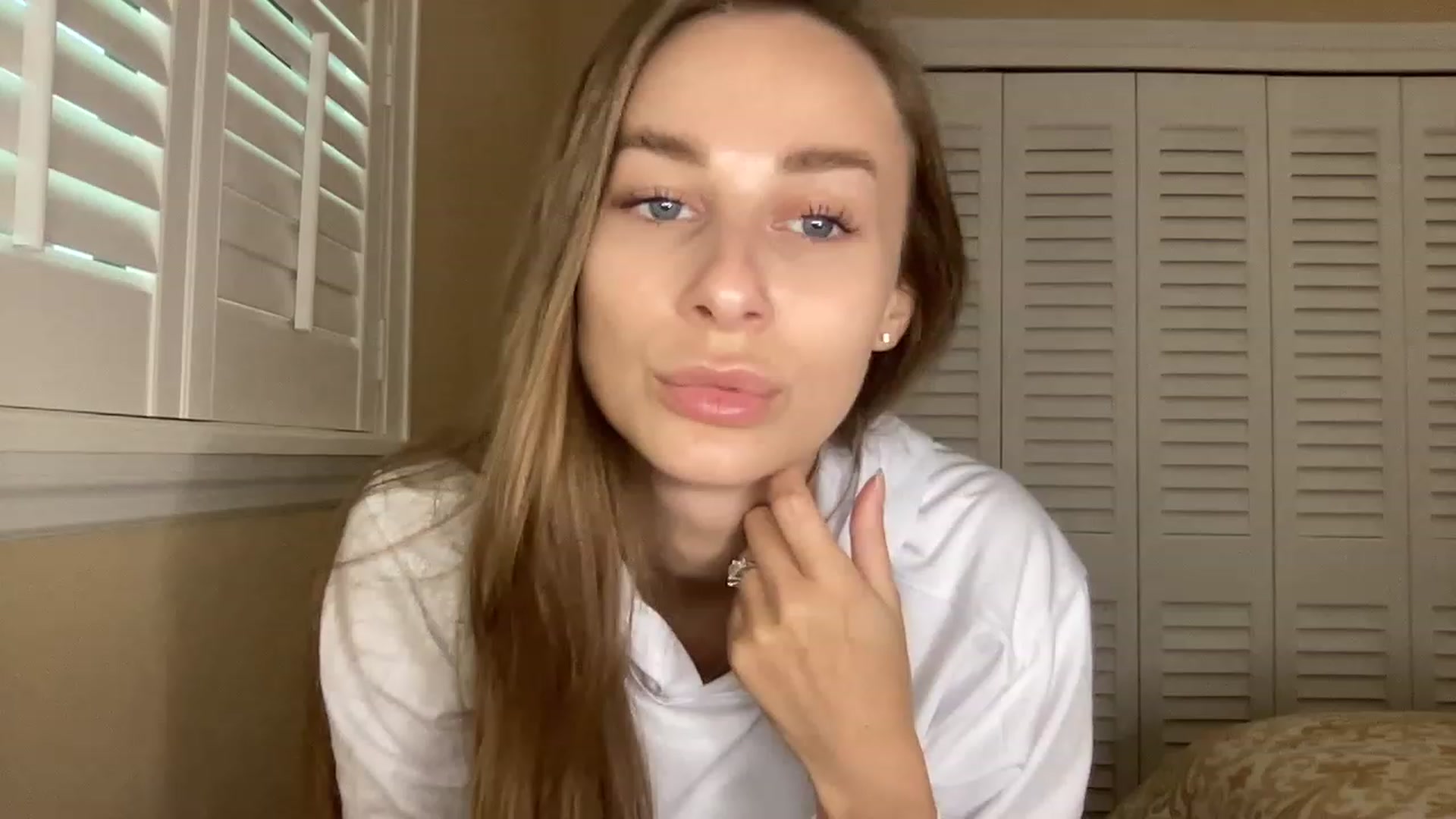 Gallery image thumbnail from Mia118's myfreecams stream on, 04/15/2023, 19:59 image 10 of 20