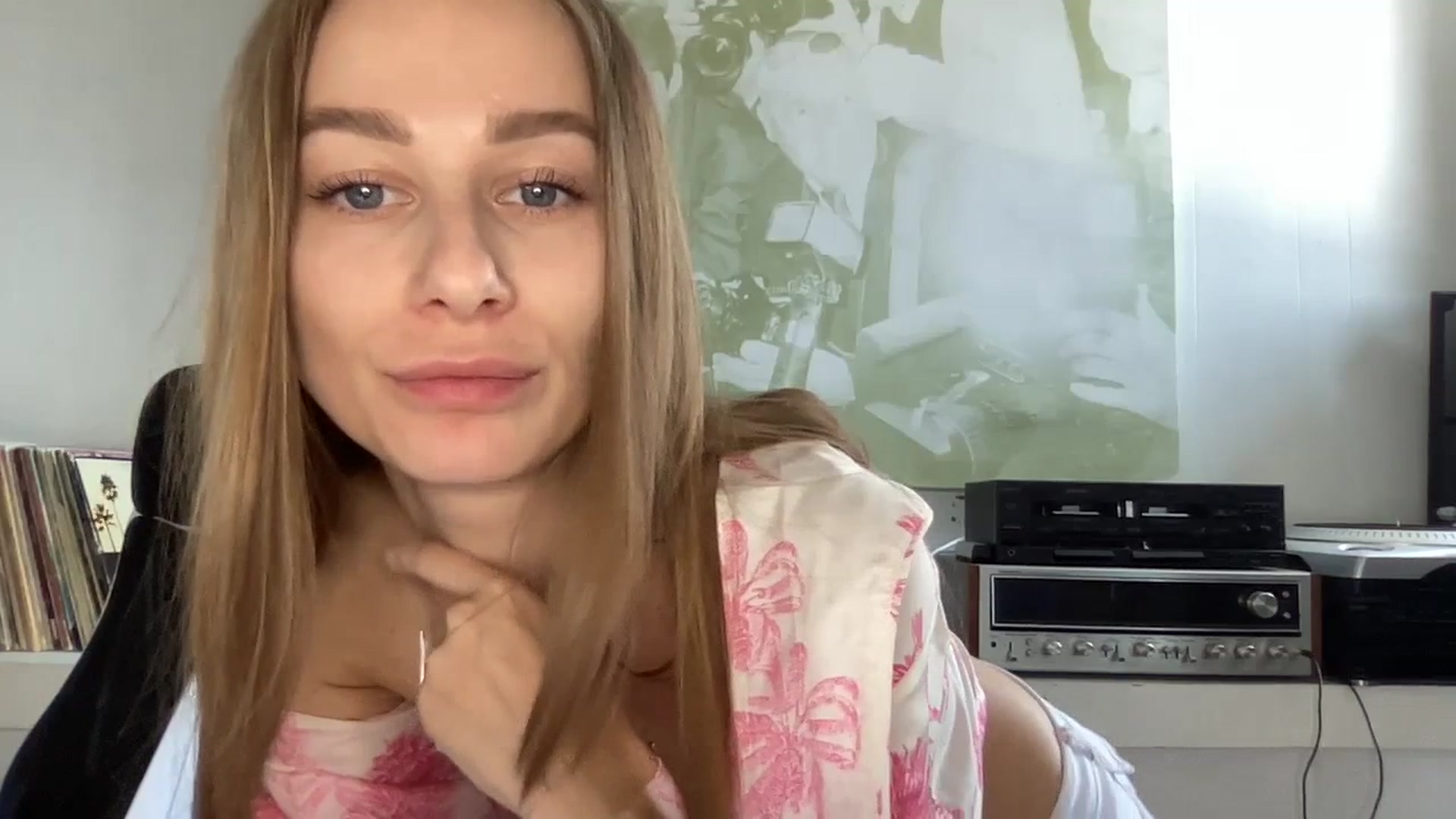 Gallery image thumbnail from Mia118's myfreecams stream on, 07/01/2023, 18:07 image 17 of 20