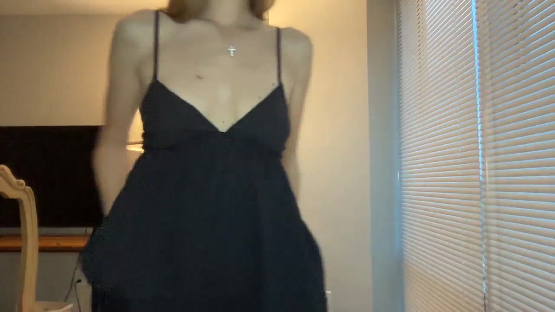 Gallery image thumbnail from Mia118's myfreecams stream on, 08/04/2023, 24:19 image 2 of 20
