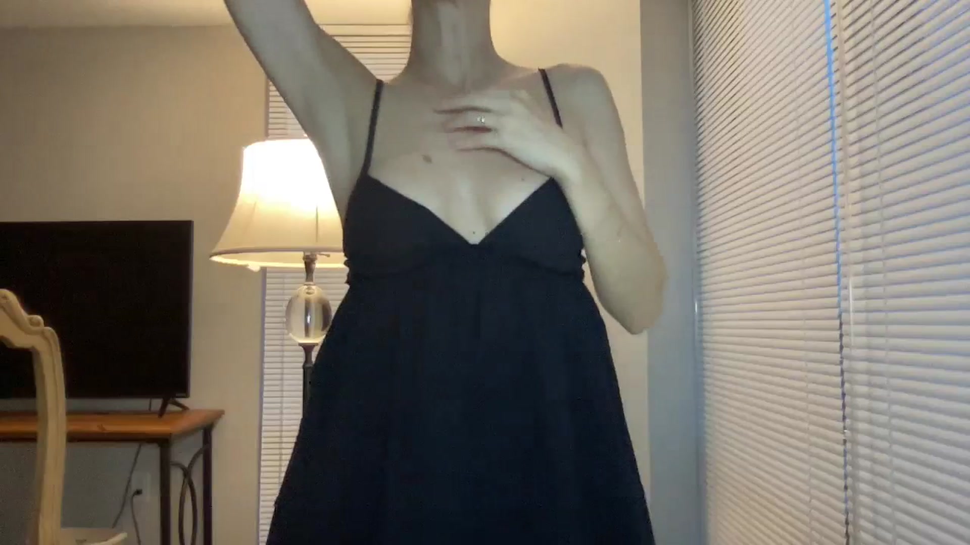 Gallery image thumbnail from Mia118's myfreecams stream on, 08/04/2023, 24:19 image 18 of 20