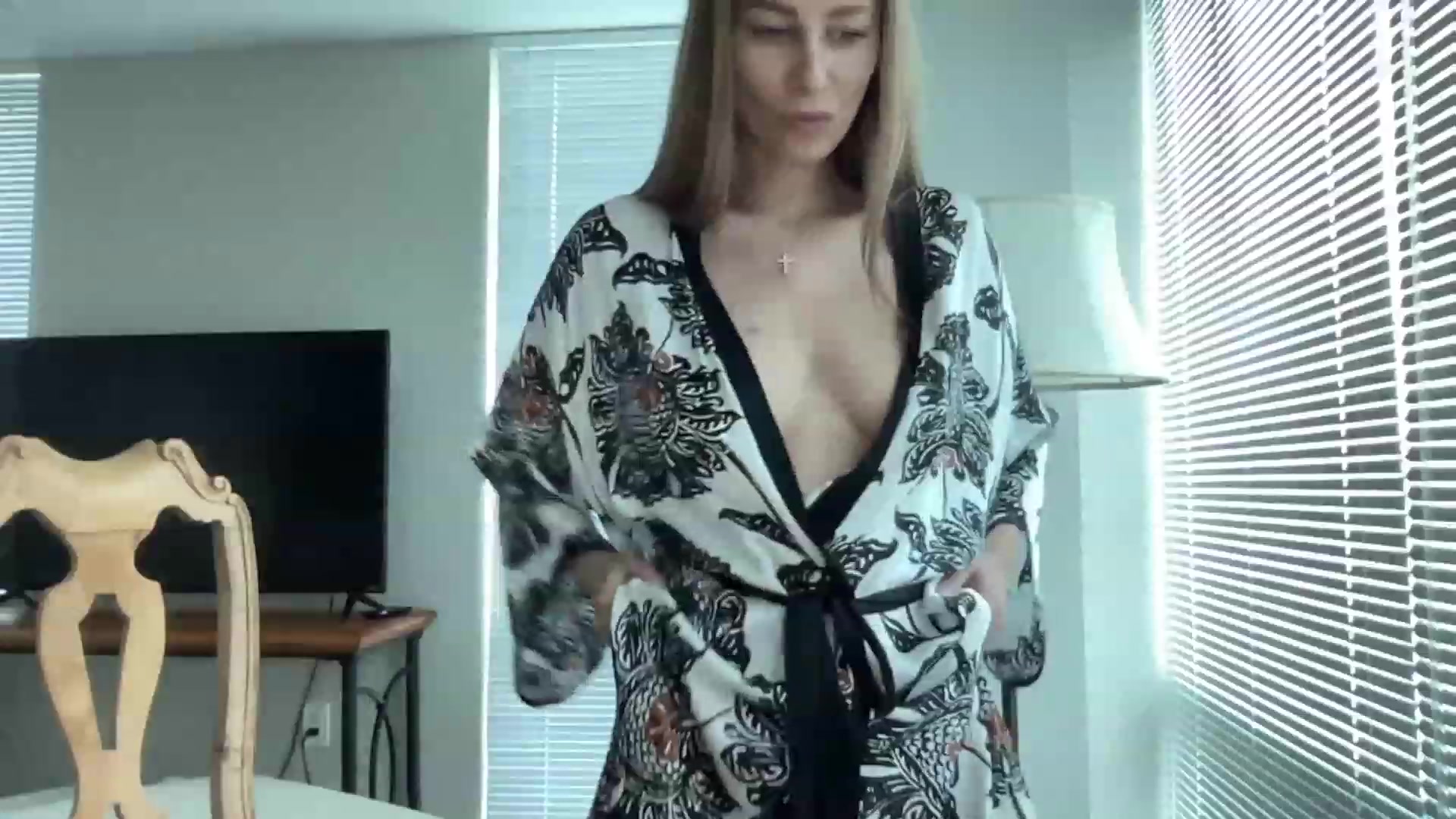 Gallery image thumbnail from Mia118's myfreecams stream on, 08/15/2023, 22:30 image 11 of 20