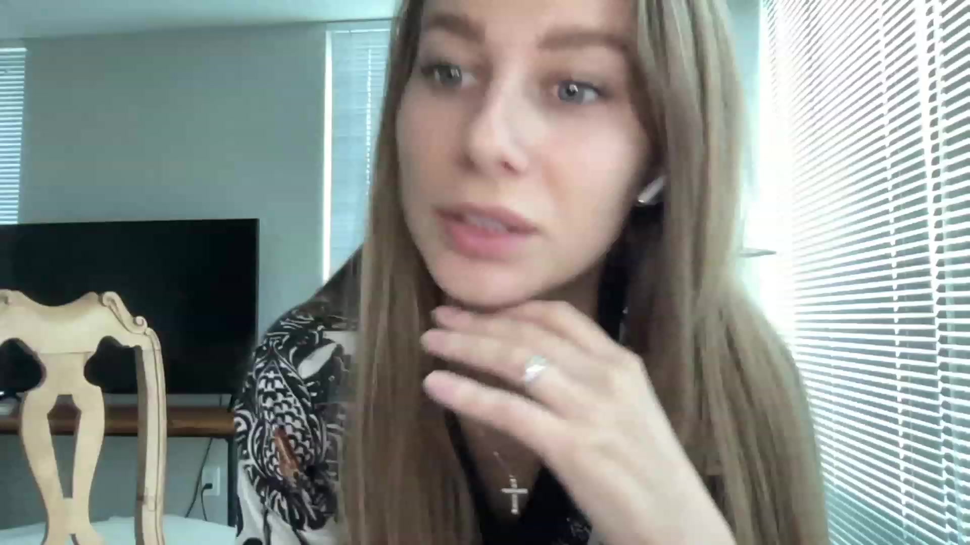 Gallery image thumbnail from Mia118's myfreecams stream on, 08/15/2023, 22:30 image 15 of 20