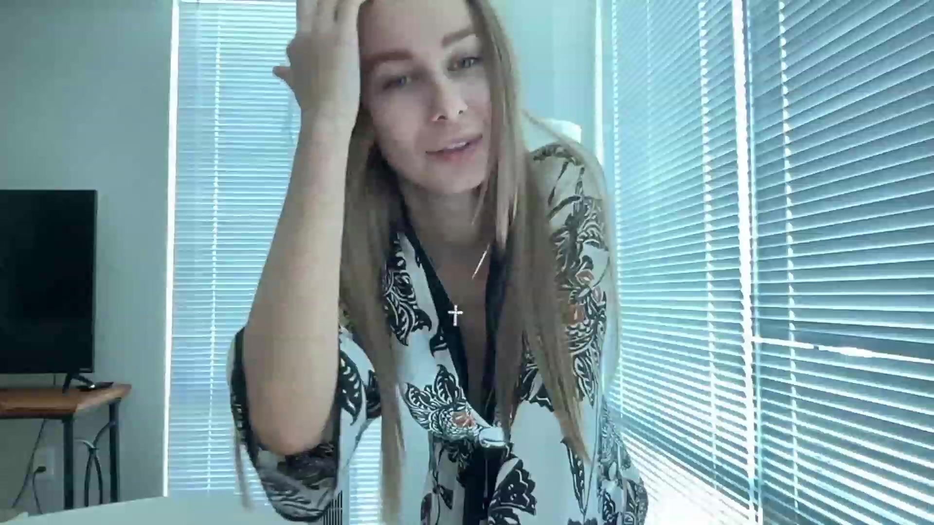 Gallery image thumbnail from Mia118's myfreecams stream on, 08/18/2023, 18:18 image 7 of 20