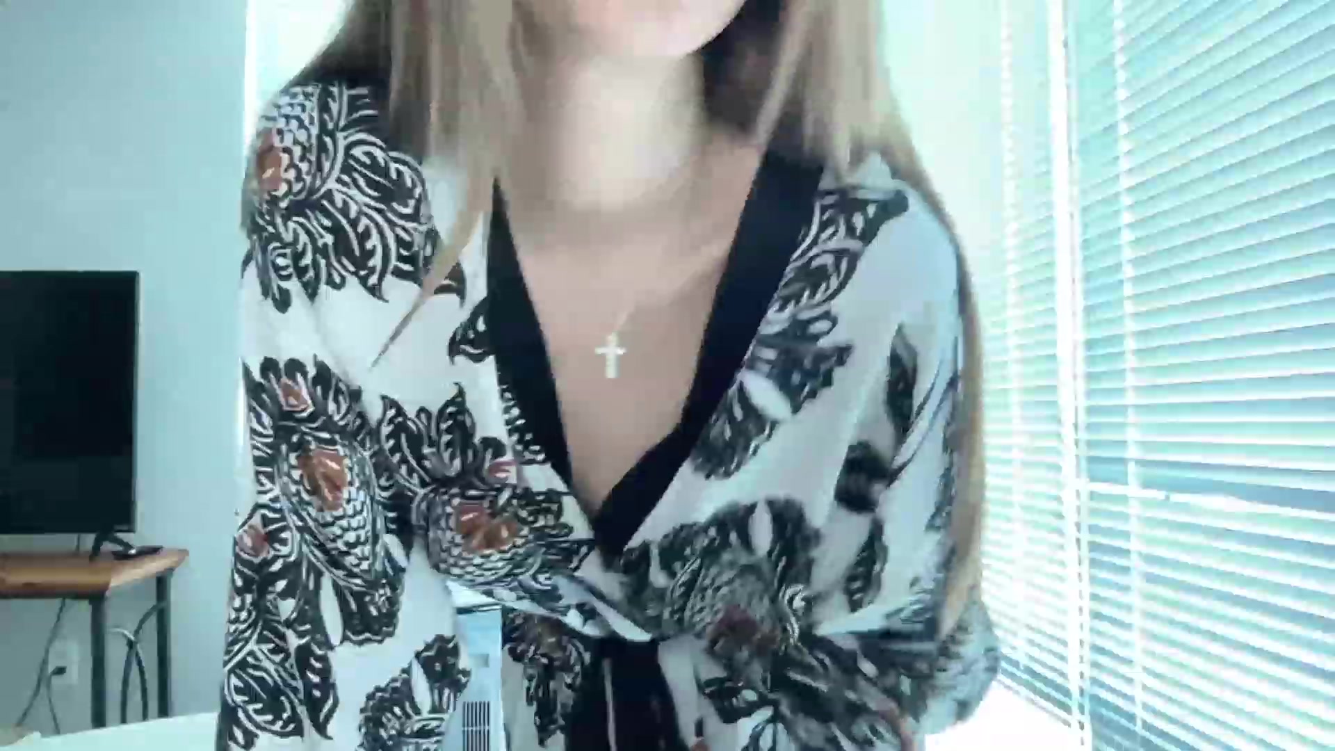 Gallery image thumbnail from Mia118's myfreecams stream on, 08/18/2023, 18:18 image 6 of 20