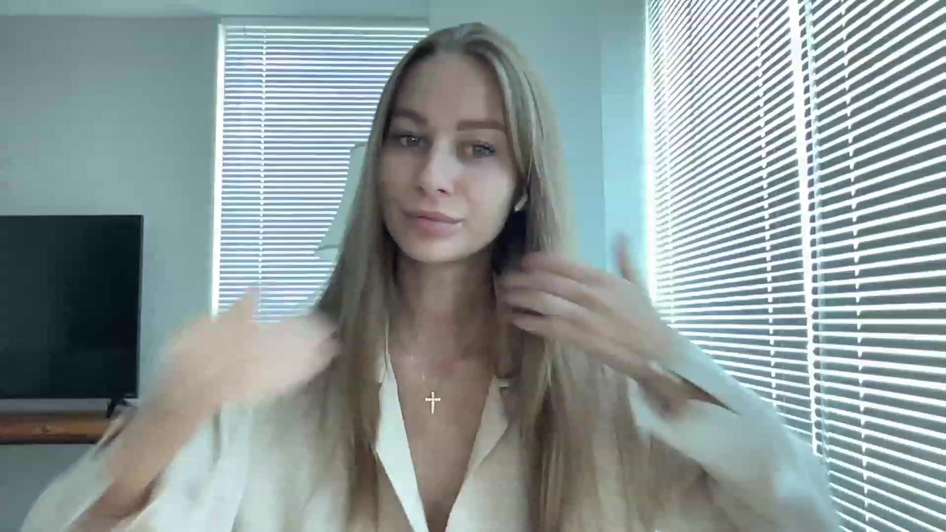 Gallery image thumbnail from Mia118's myfreecams stream on, 08/20/2023, 18:22 image 1 of 20