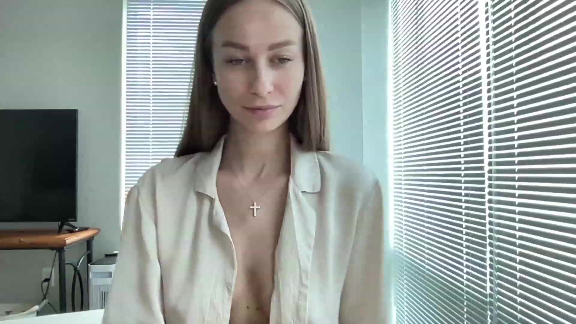 Gallery image thumbnail from Mia118's myfreecams stream on, 08/20/2023, 19:18 image 10 of 20