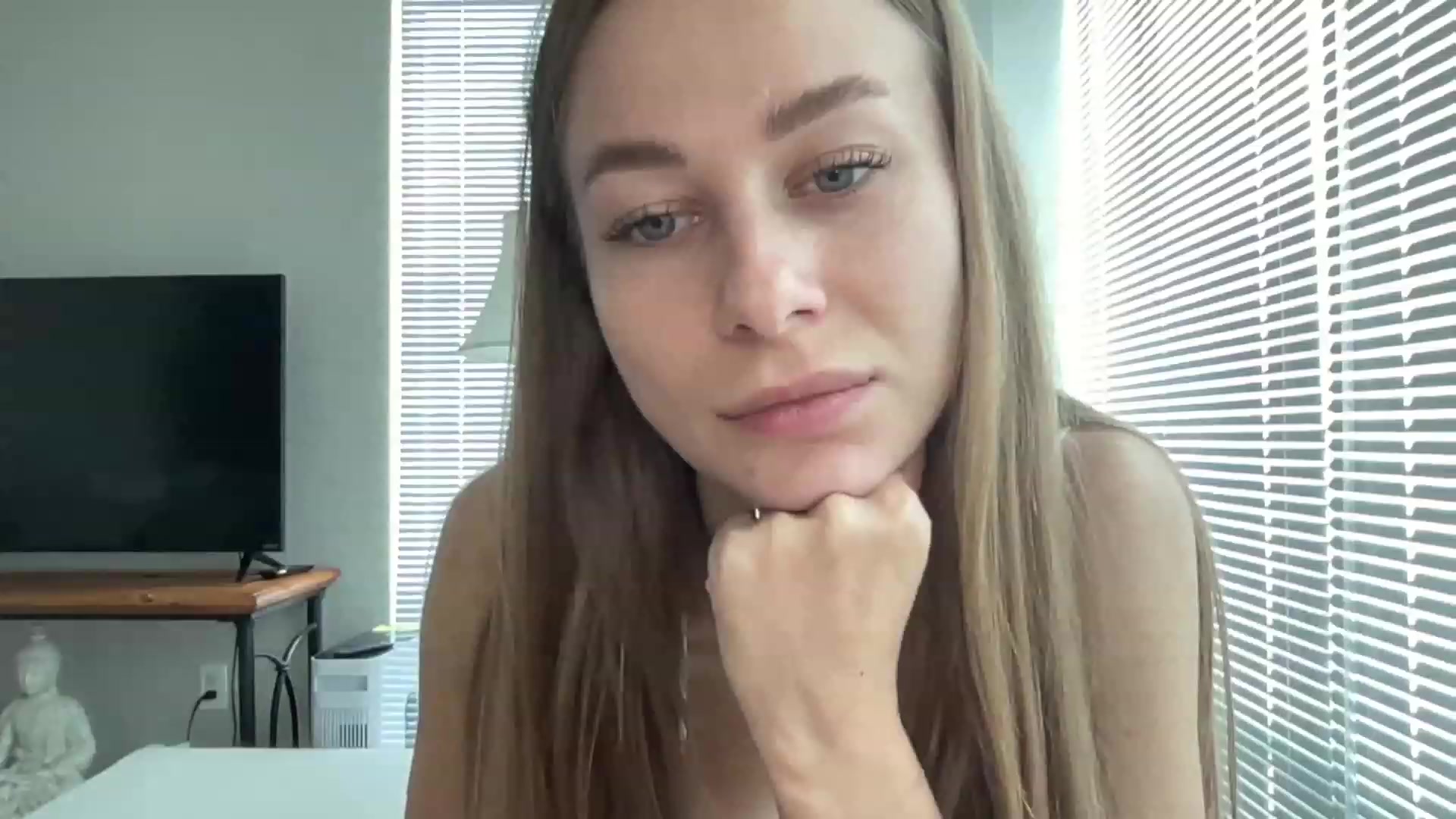 Gallery image thumbnail from Mia118's myfreecams stream on, 09/02/2023, 18:33 image 18 of 20