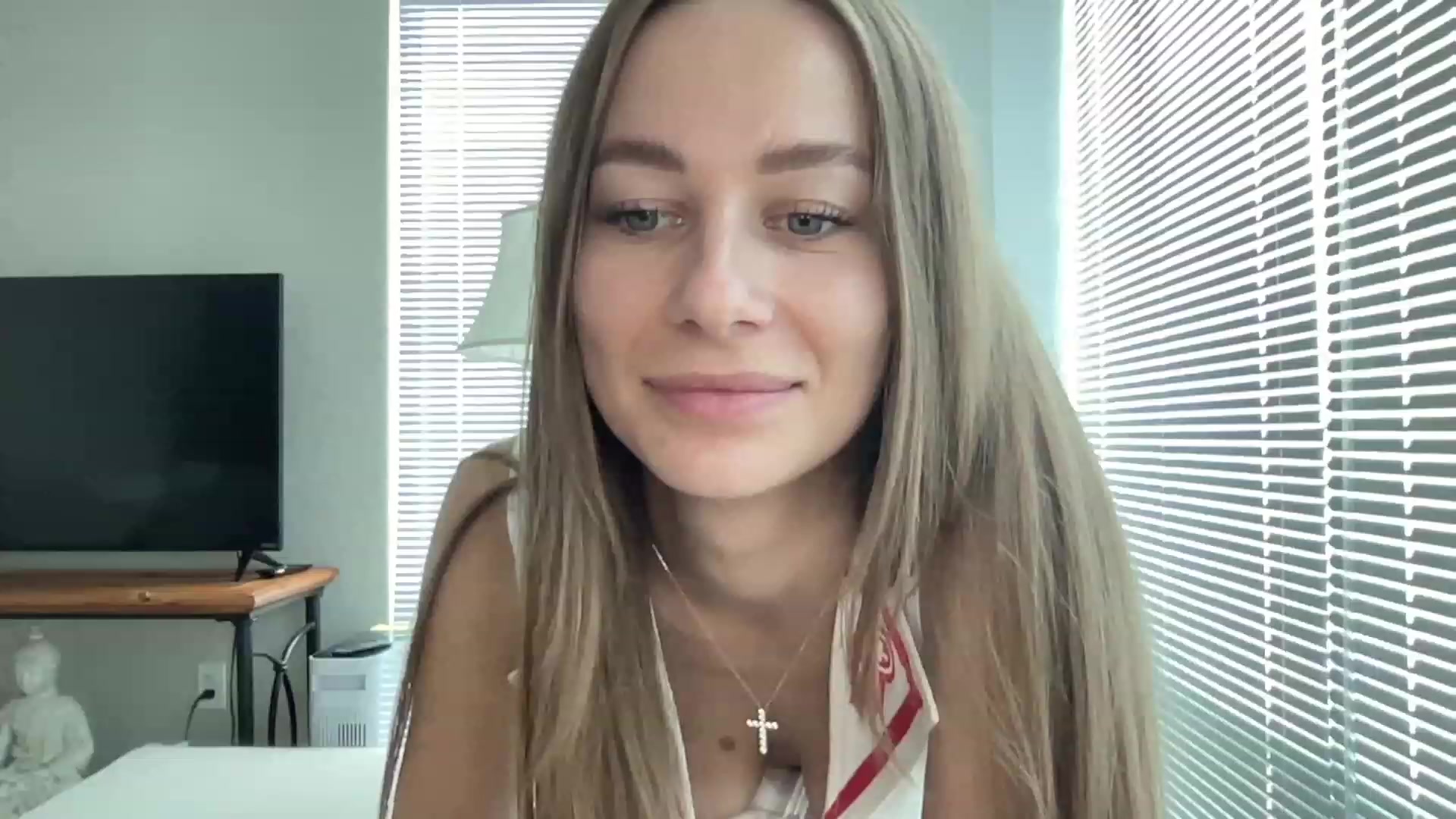 Gallery image thumbnail from Mia118's myfreecams stream on, 09/02/2023, 18:33 image 4 of 20