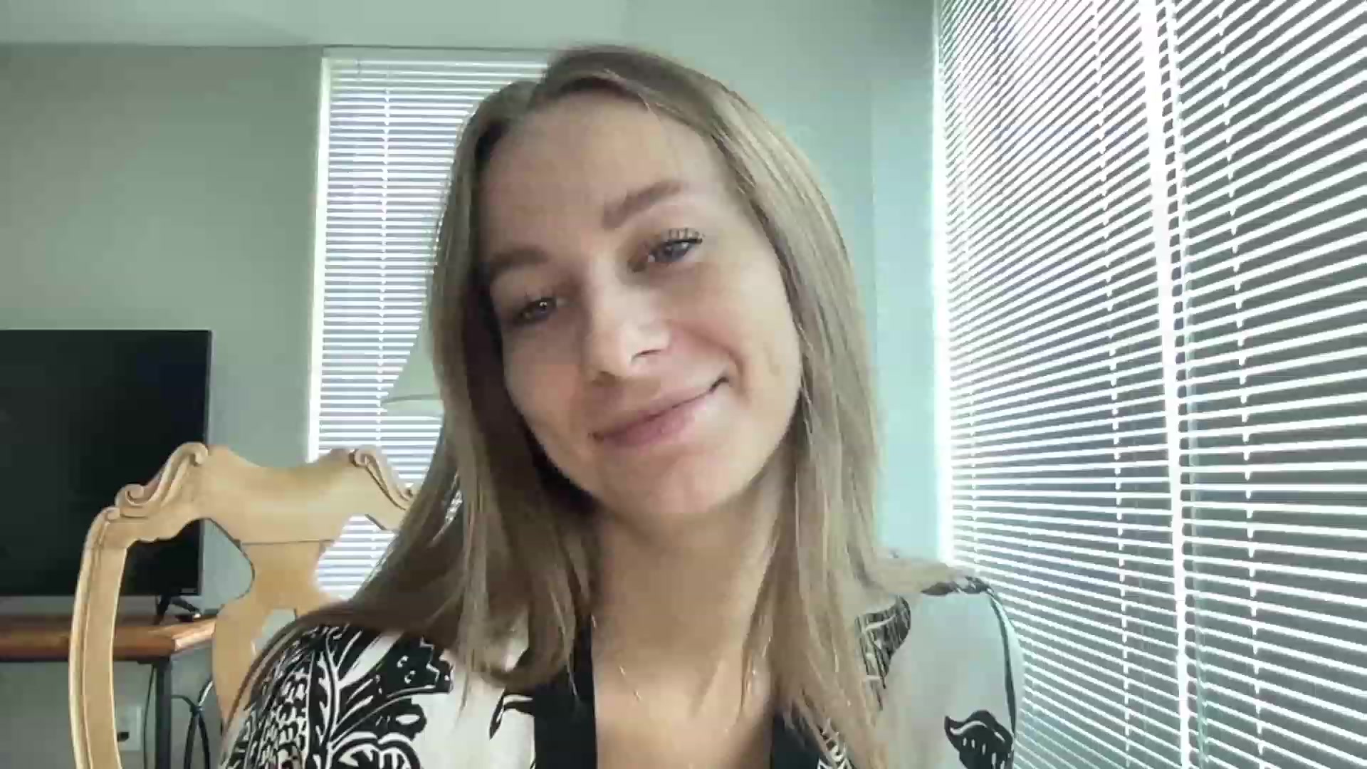 Gallery image thumbnail from Mia118's myfreecams stream on, 09/09/2023, 19:26 image 2 of 20
