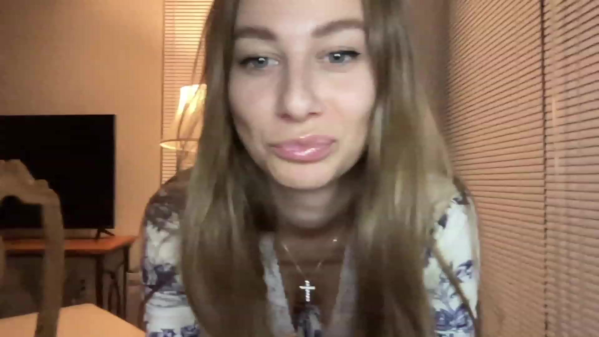 Gallery image thumbnail from Mia118's myfreecams stream on, 09/19/2023, 07:16 image 5 of 20