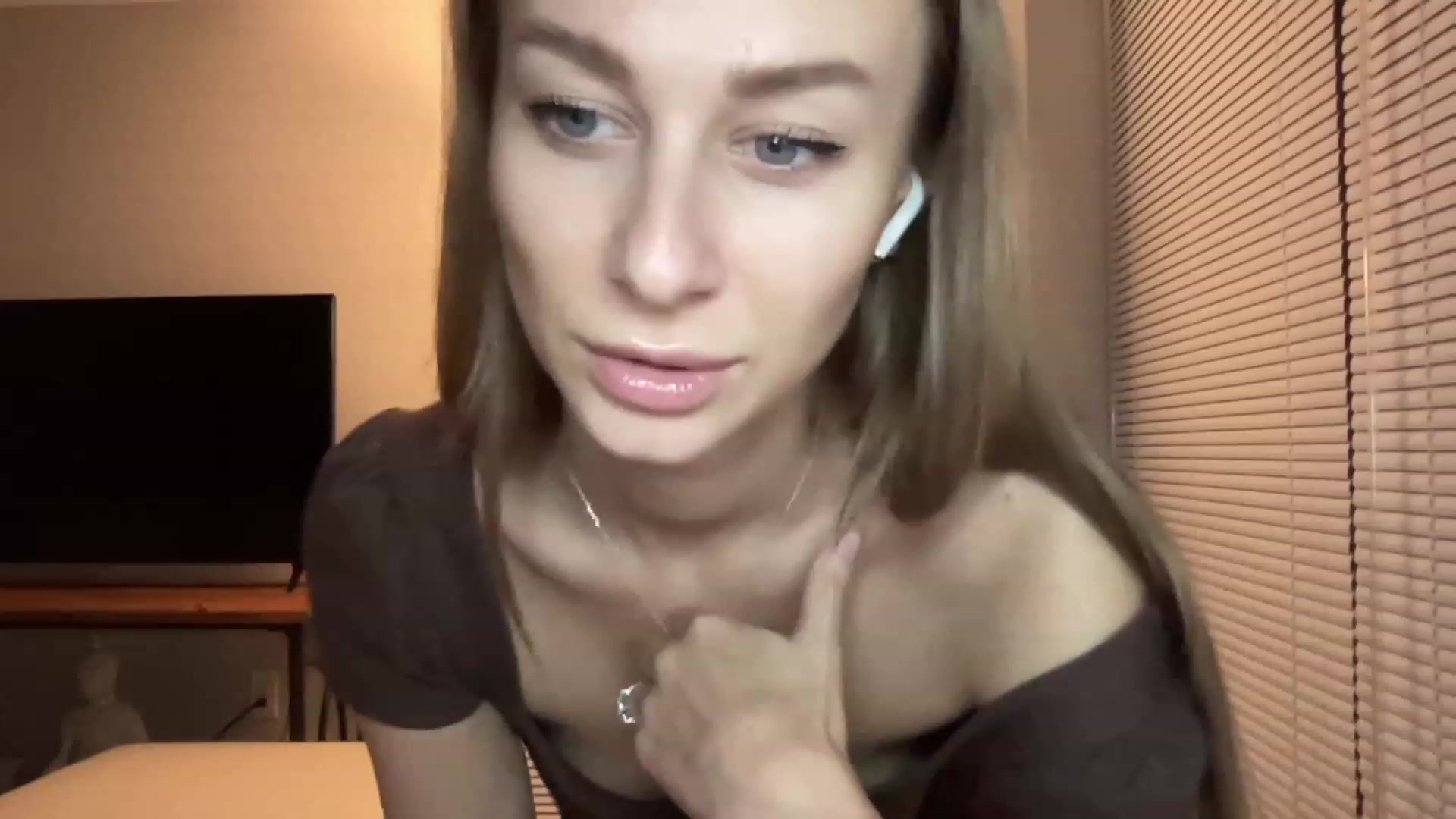 Gallery image thumbnail from Mia118's myfreecams stream on, 09/28/2023, 02:23 image 2 of 20