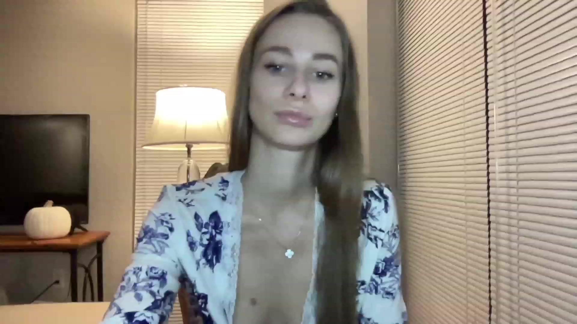 Gallery image thumbnail from Mia118's myfreecams stream on, 09/30/2023, 02:42 image 17 of 20