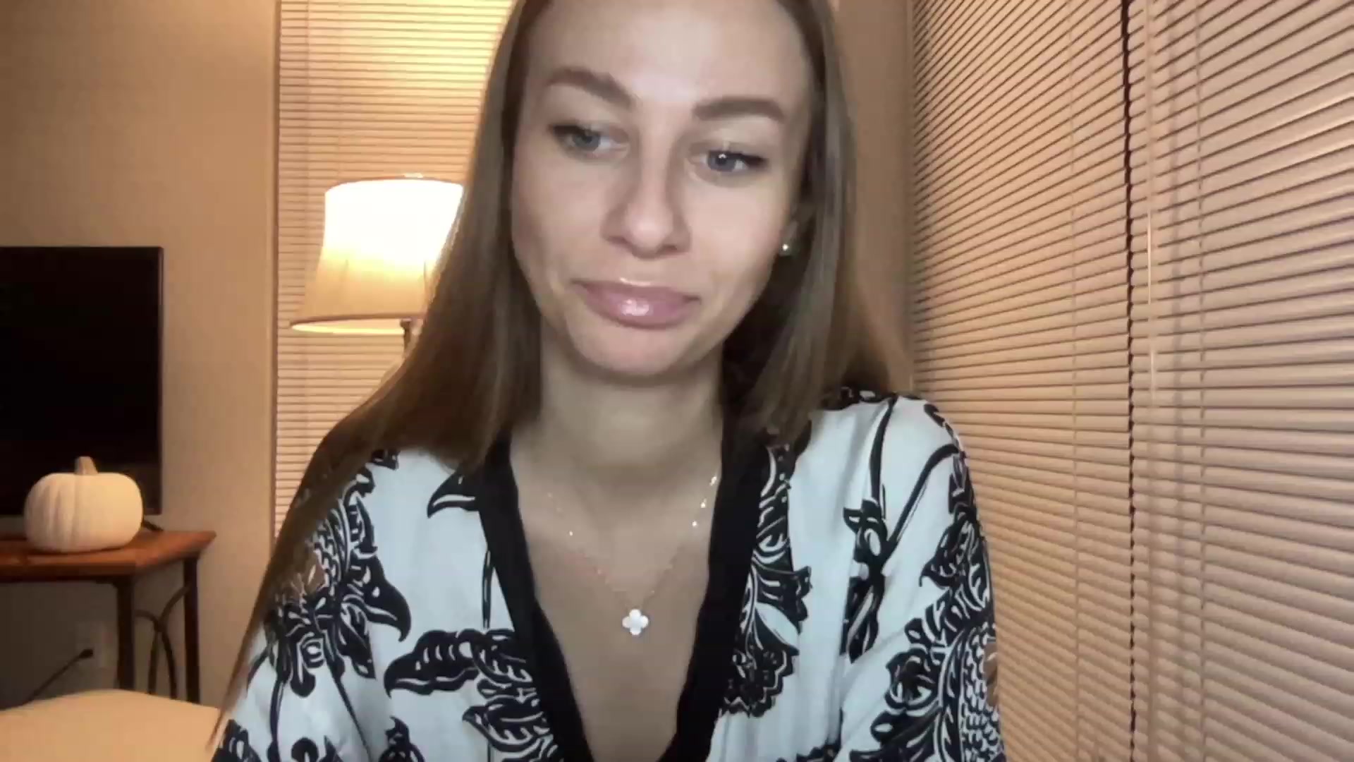 Gallery image thumbnail from Mia118's myfreecams stream on, 10/04/2023, 02:36 image 12 of 20