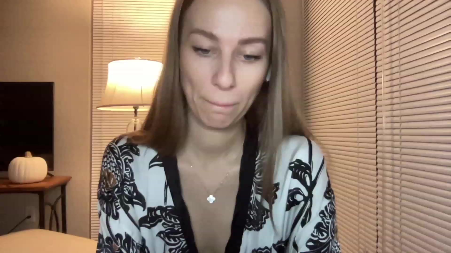 Gallery image thumbnail from Mia118's myfreecams stream on, 10/04/2023, 02:36 image 15 of 20
