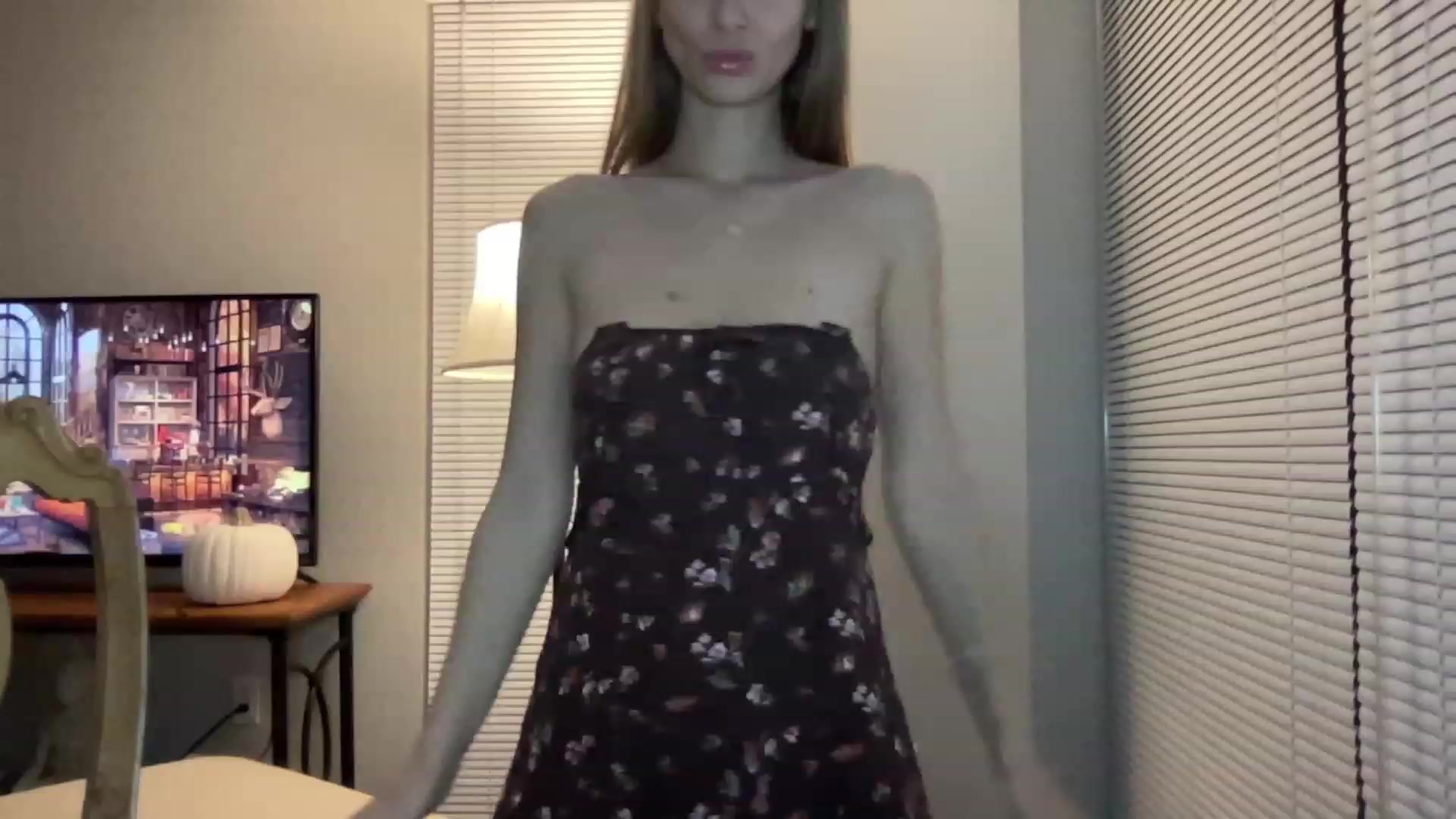 Gallery image thumbnail from Mia118's myfreecams stream on, 10/09/2023, 02:50 image 4 of 20