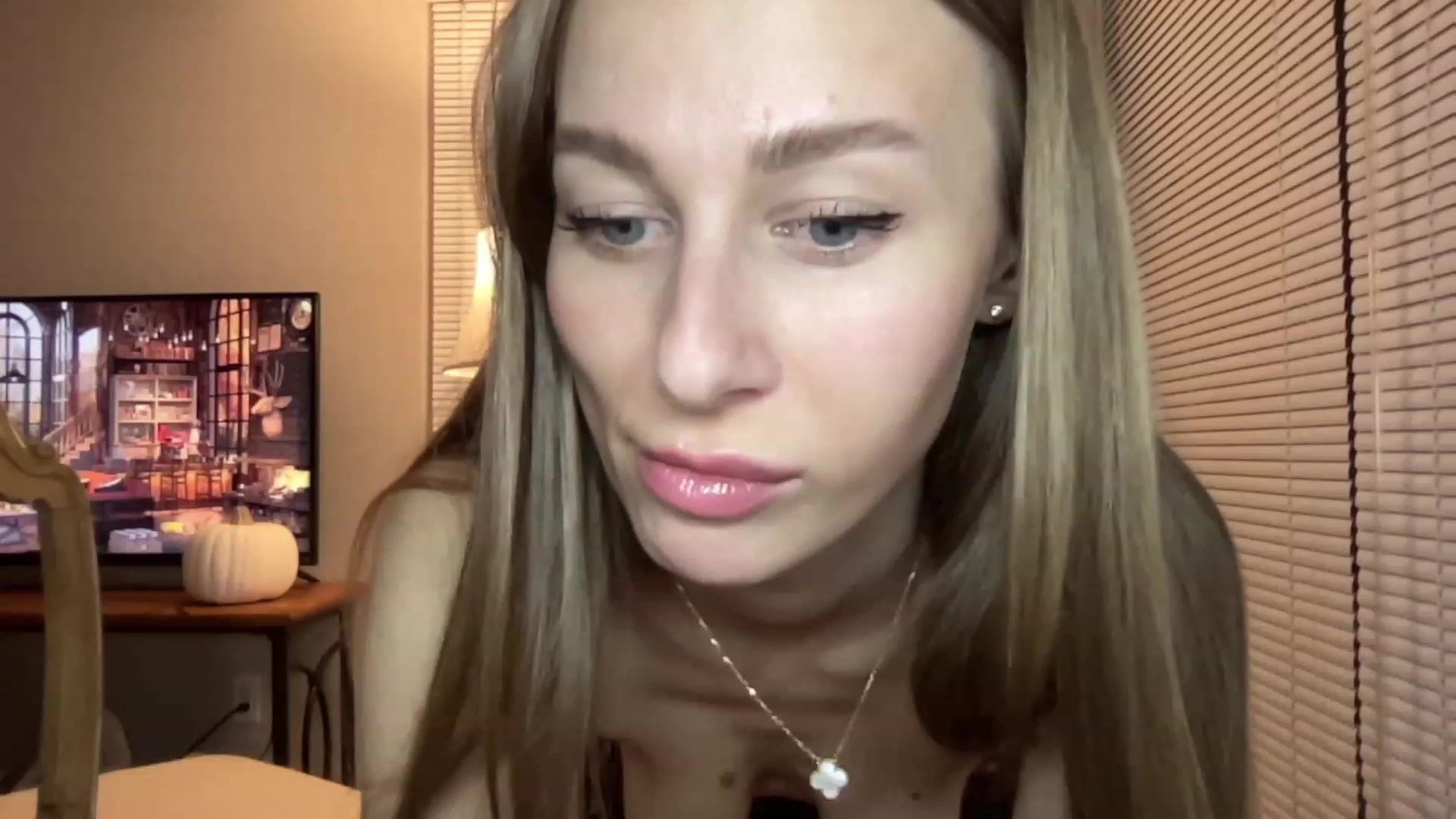 Gallery image thumbnail from Mia118's myfreecams stream on, 10/09/2023, 02:50 image 15 of 20