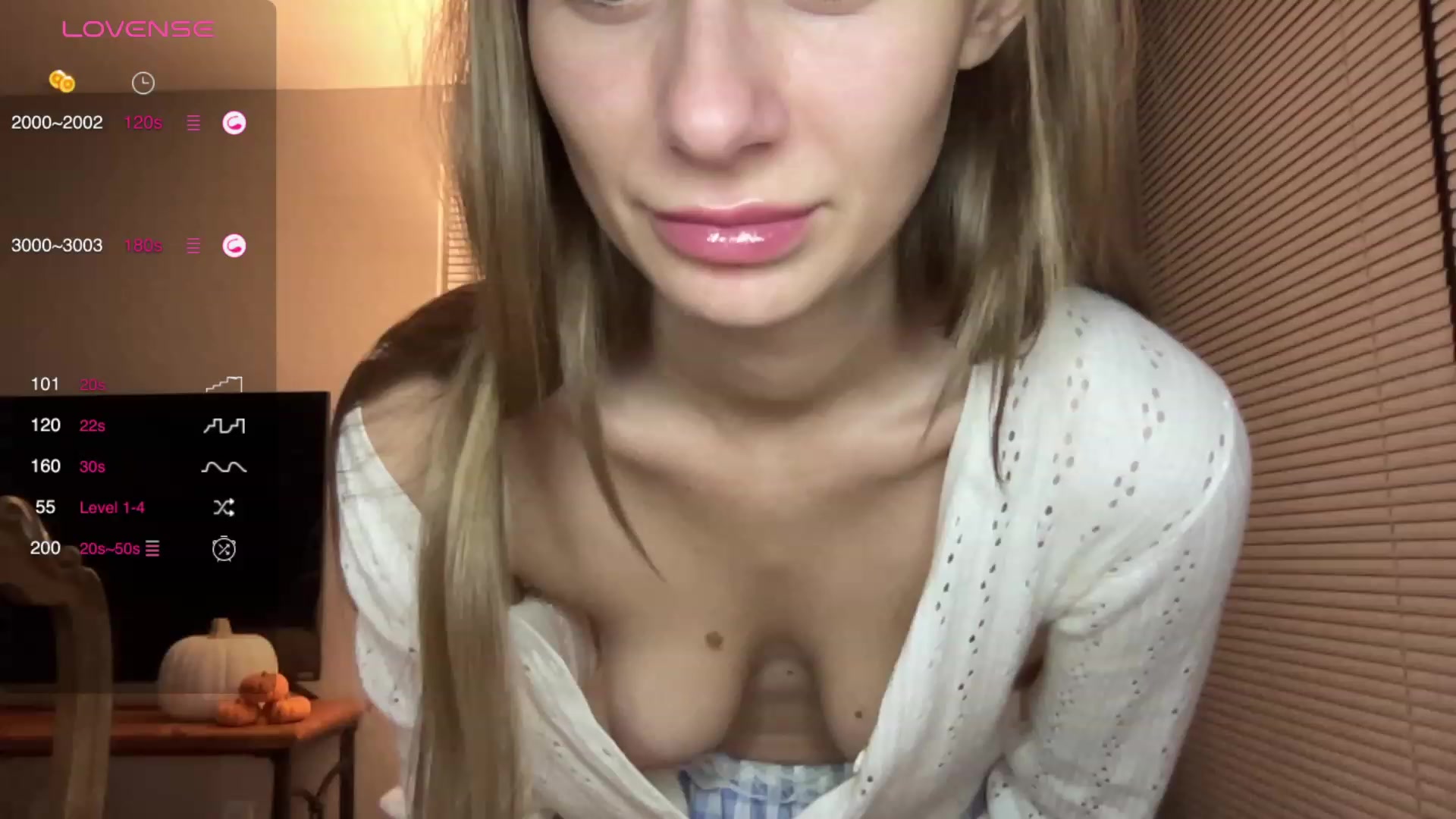 Gallery image thumbnail from Mia118's myfreecams stream on, 10/27/2023, 01:55 image 16 of 20
