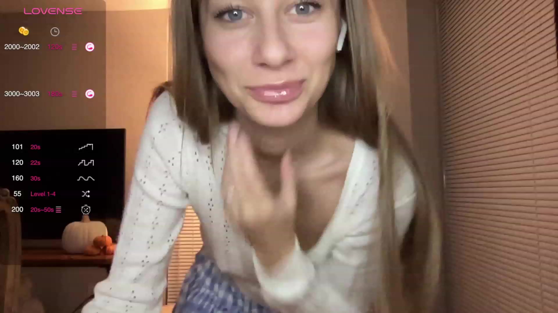 Gallery image thumbnail from Mia118's myfreecams stream on, 10/27/2023, 01:55 image 4 of 20