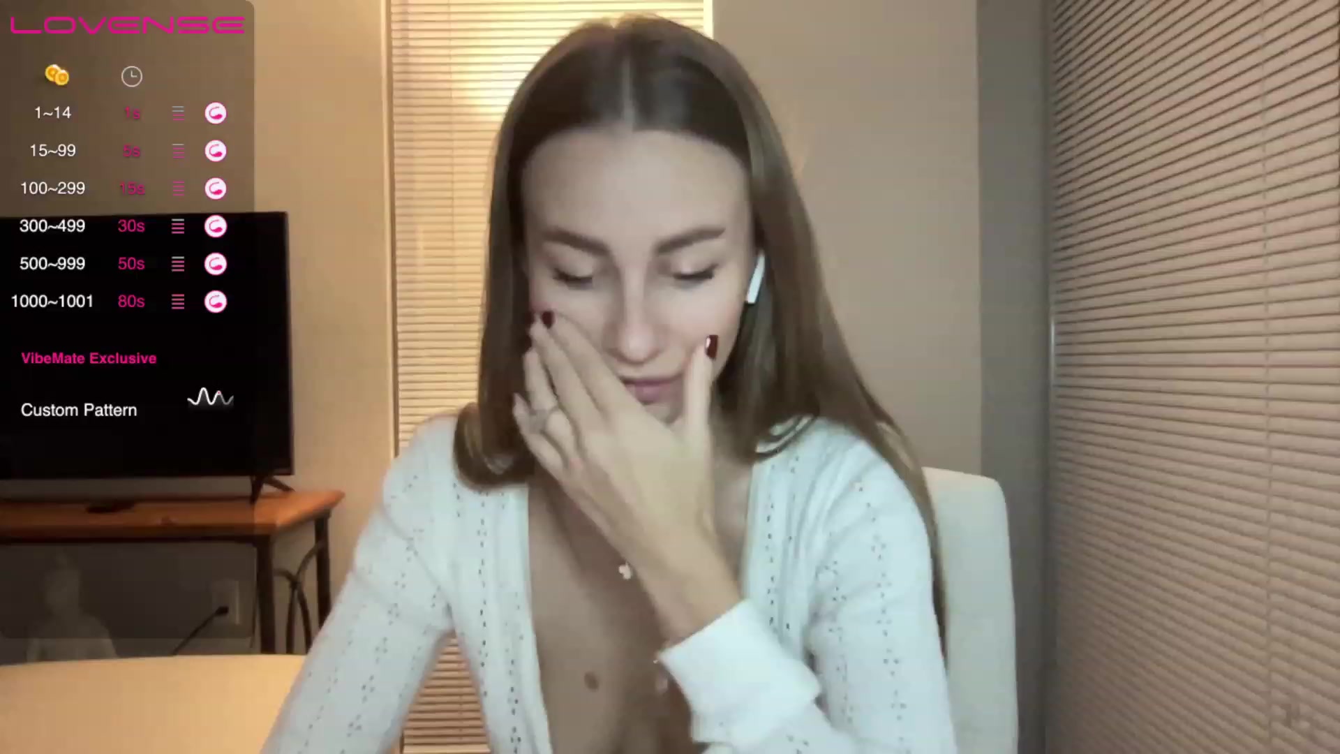Gallery image thumbnail from Mia118's myfreecams stream on, 11/14/2023, 24:06 image 9 of 20