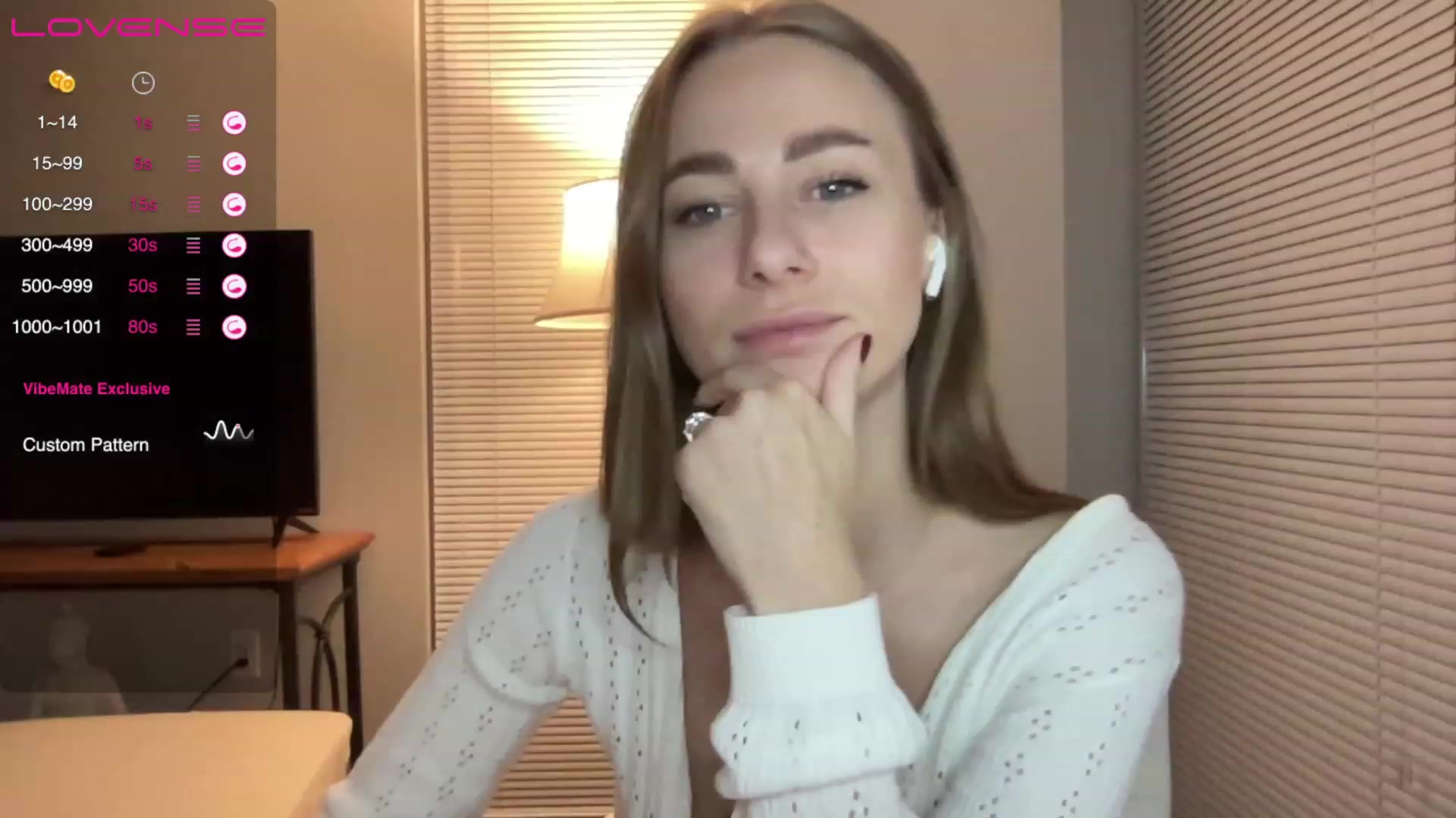 Gallery image thumbnail from Mia118's myfreecams stream on, 11/14/2023, 24:06 image 15 of 20