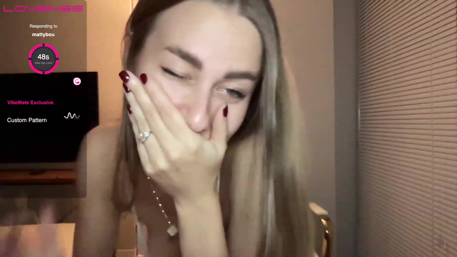 Gallery image thumbnail from Mia118's myfreecams stream on, 11/14/2023, 02:33 image 1 of 20