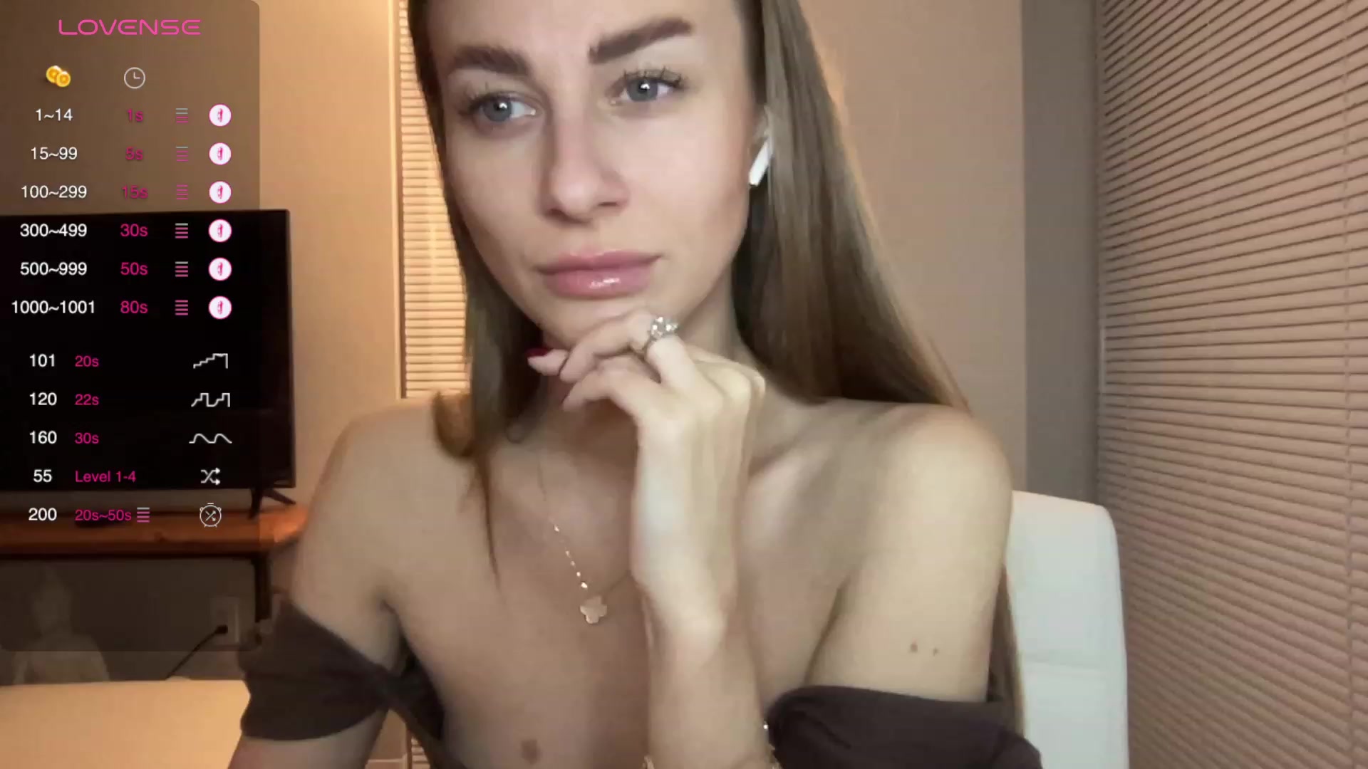 Gallery image thumbnail from Mia118's myfreecams stream on, 11/21/2023, 03:10 image 2 of 20