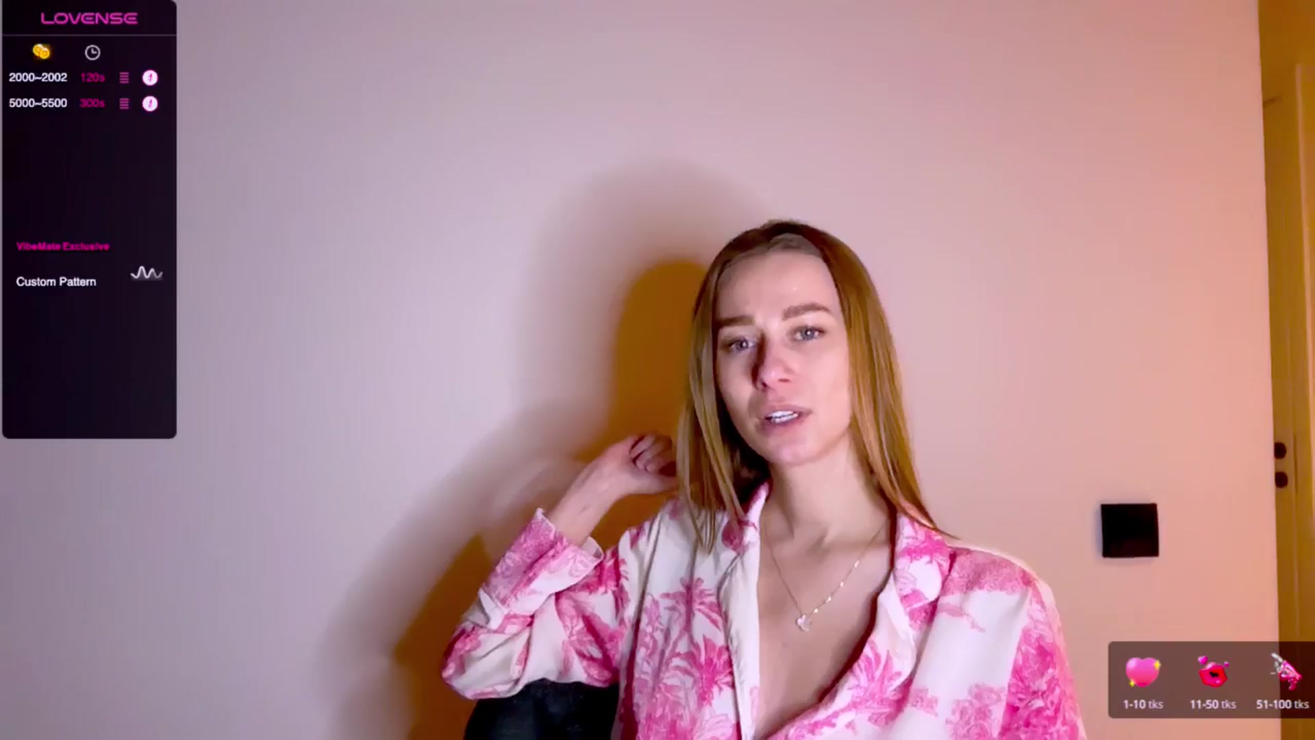 Gallery image thumbnail from Mia118's myfreecams stream on, 03/02/2025, 16:06 image 8 of 20
