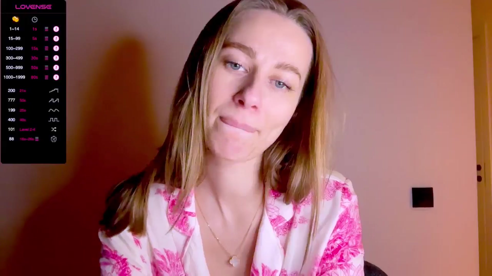 Gallery image thumbnail from Mia118's myfreecams stream on, 03/02/2025, 16:06 image 2 of 20