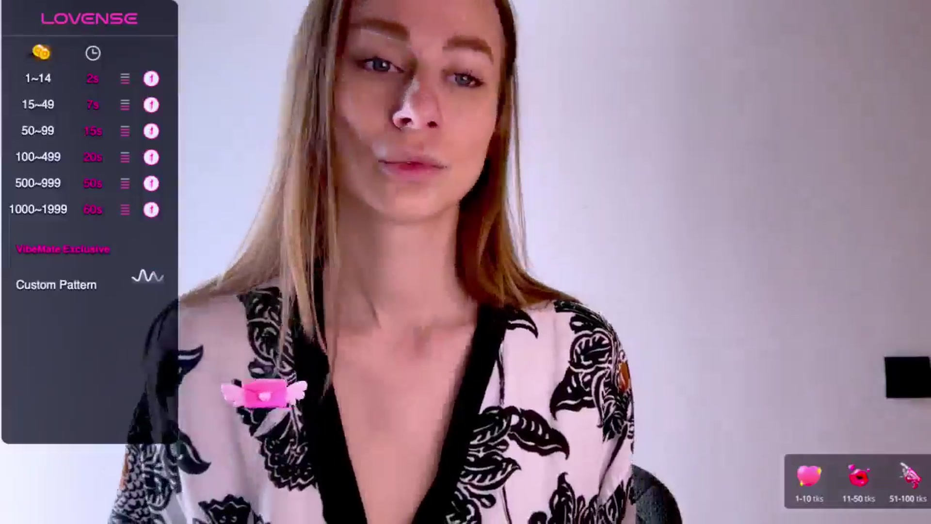 Gallery image thumbnail from Mia118's myfreecams stream on, 03/30/2025, 09:33 image 7 of 20
