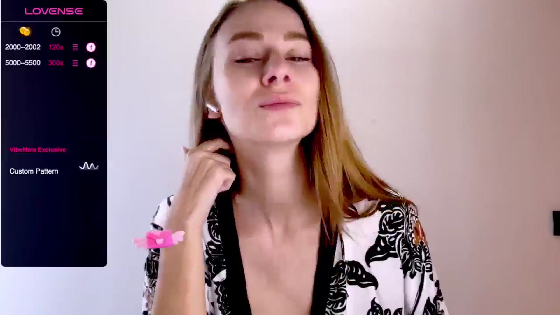 Gallery image thumbnail from Mia118's myfreecams stream on, 04/03/2025, 13:09 image 18 of 20
