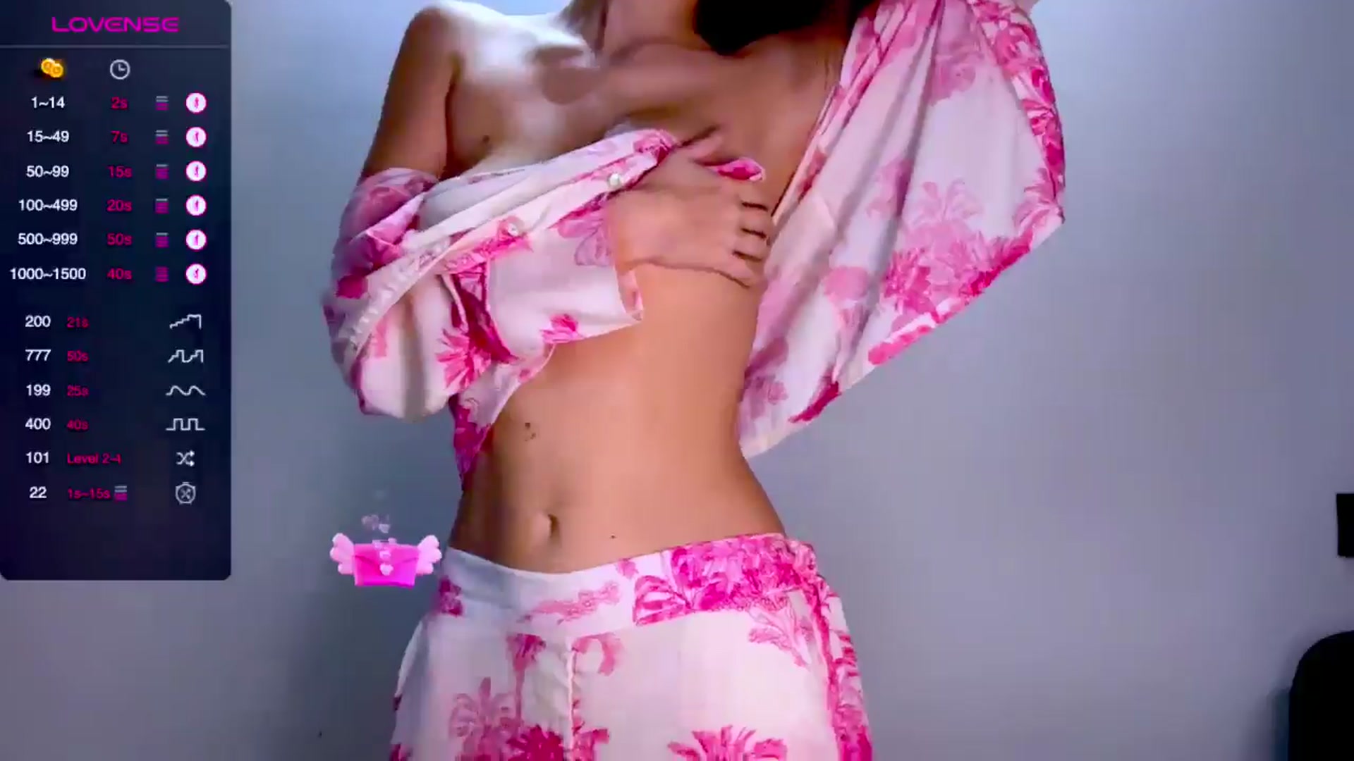 Gallery image thumbnail from Mia118's myfreecams stream on, 05/21/2025, 11:22 image 8 of 20