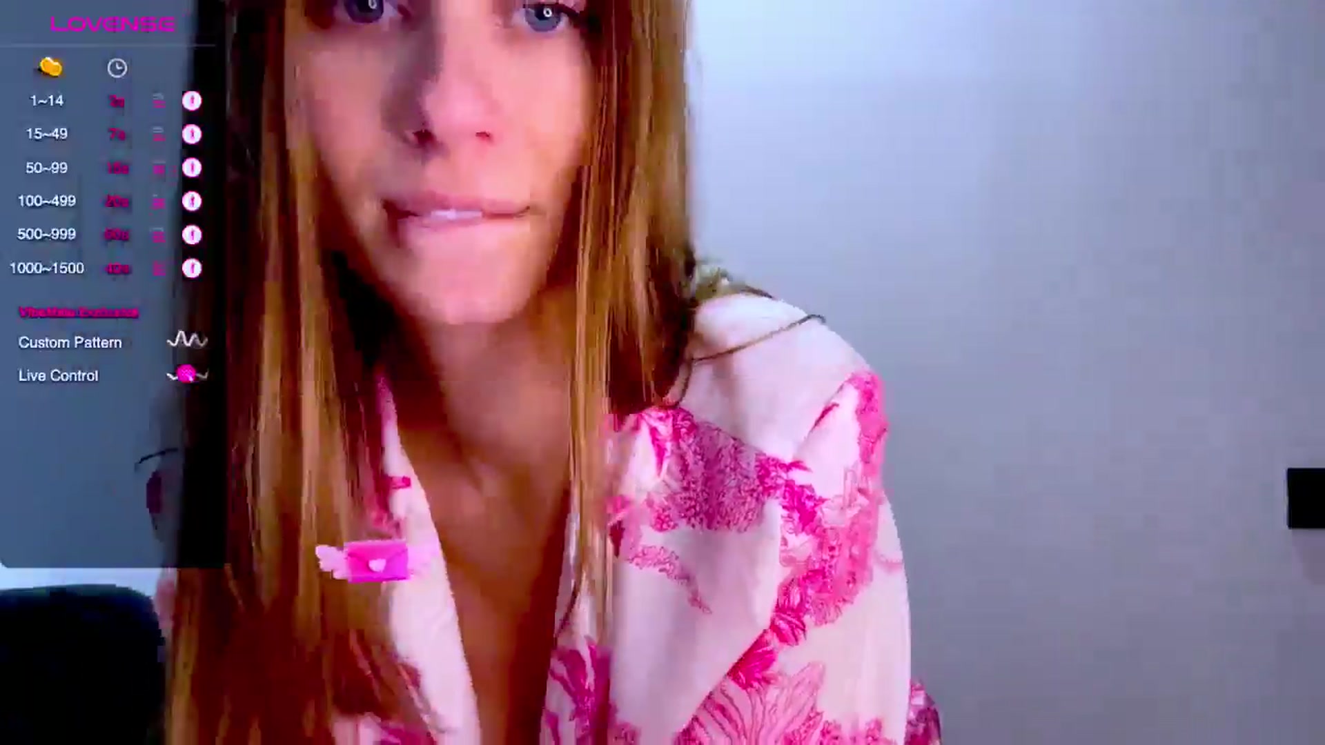 Gallery image thumbnail from Mia118's myfreecams stream on, 07/06/2025, 14:12 image 18 of 20