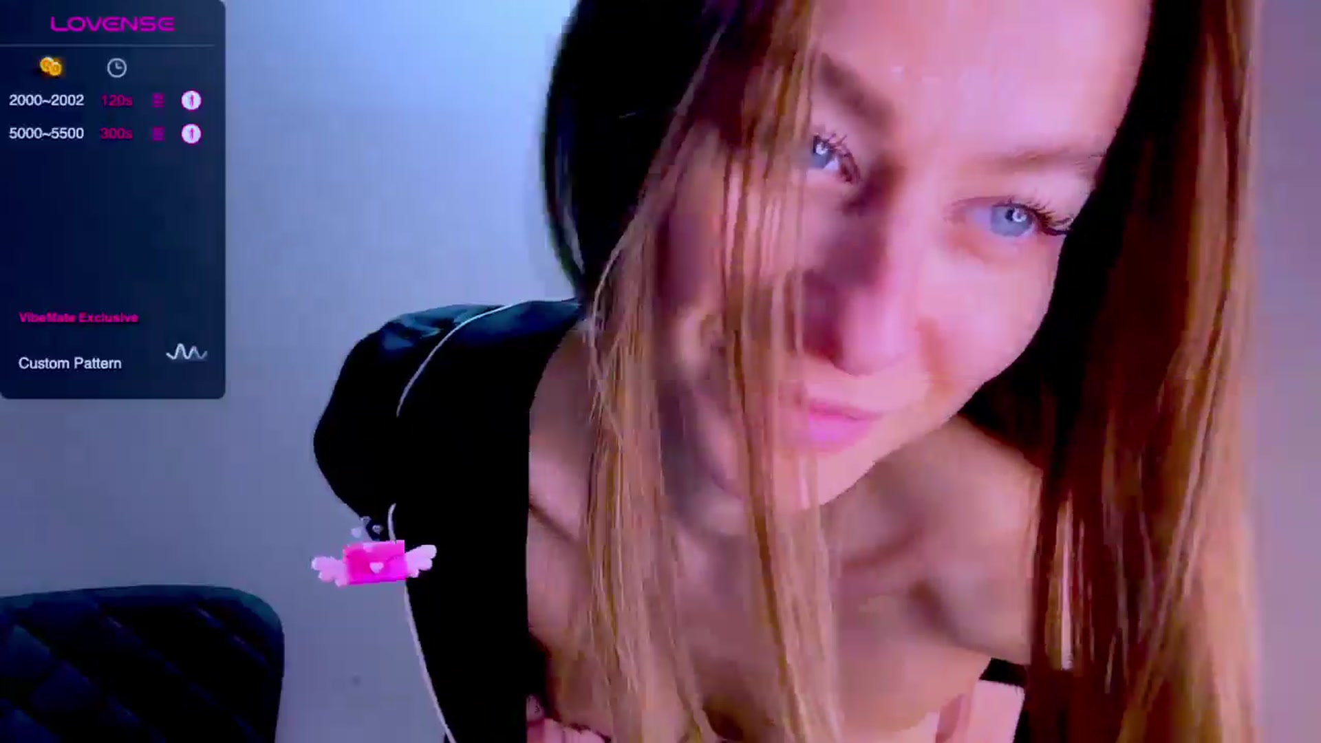 Gallery image thumbnail from Mia118's myfreecams stream on, 01/04/2026, 17:17 image 12 of 20