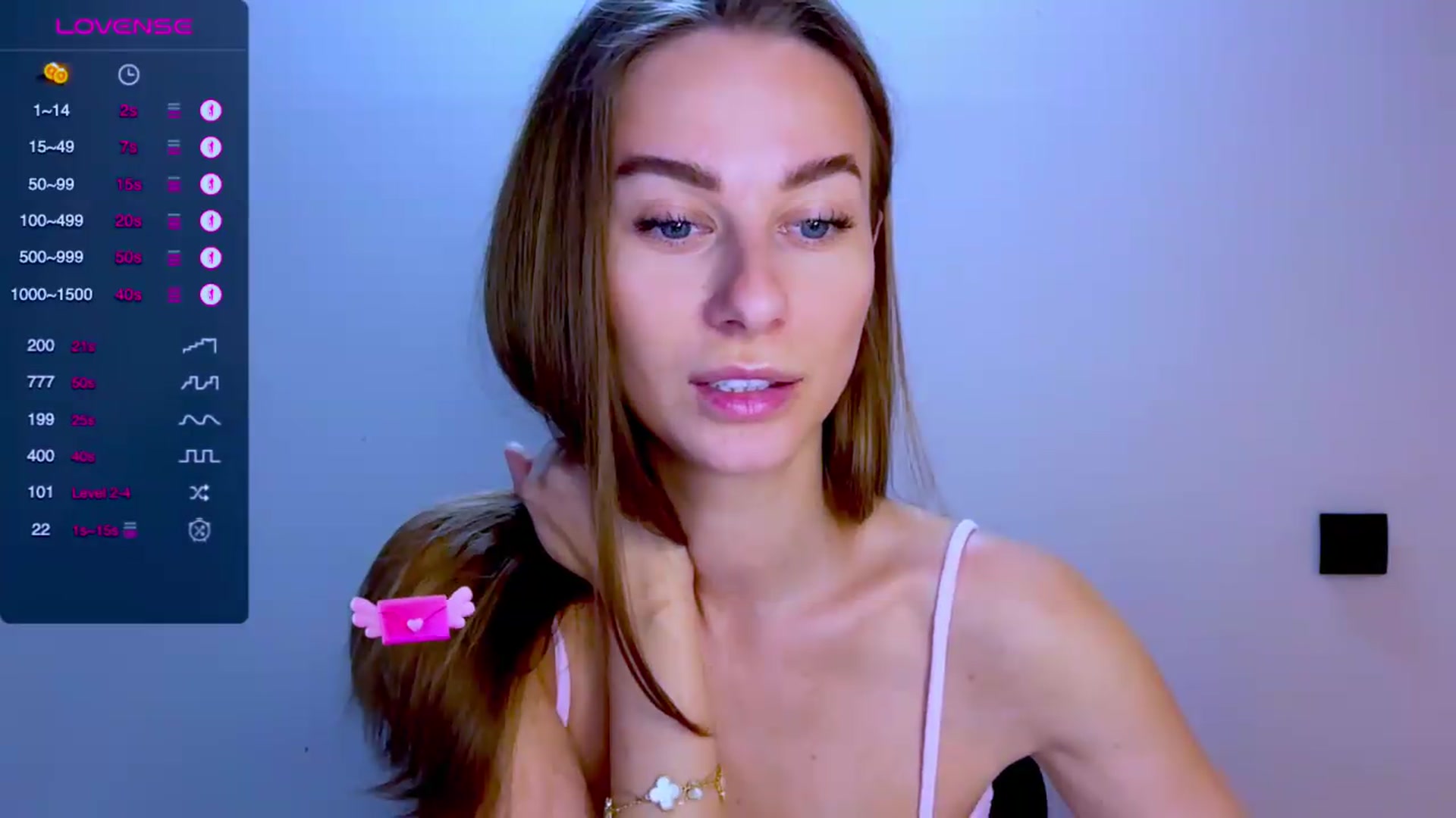 Gallery image thumbnail from Mia118's myfreecams stream on, 06/19/2026, 12:01 image 17 of 20