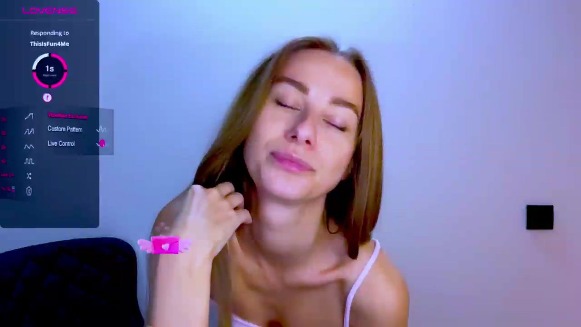 Gallery image thumbnail from Mia118's myfreecams stream on, 06/19/2026, 12:01 image 14 of 20
