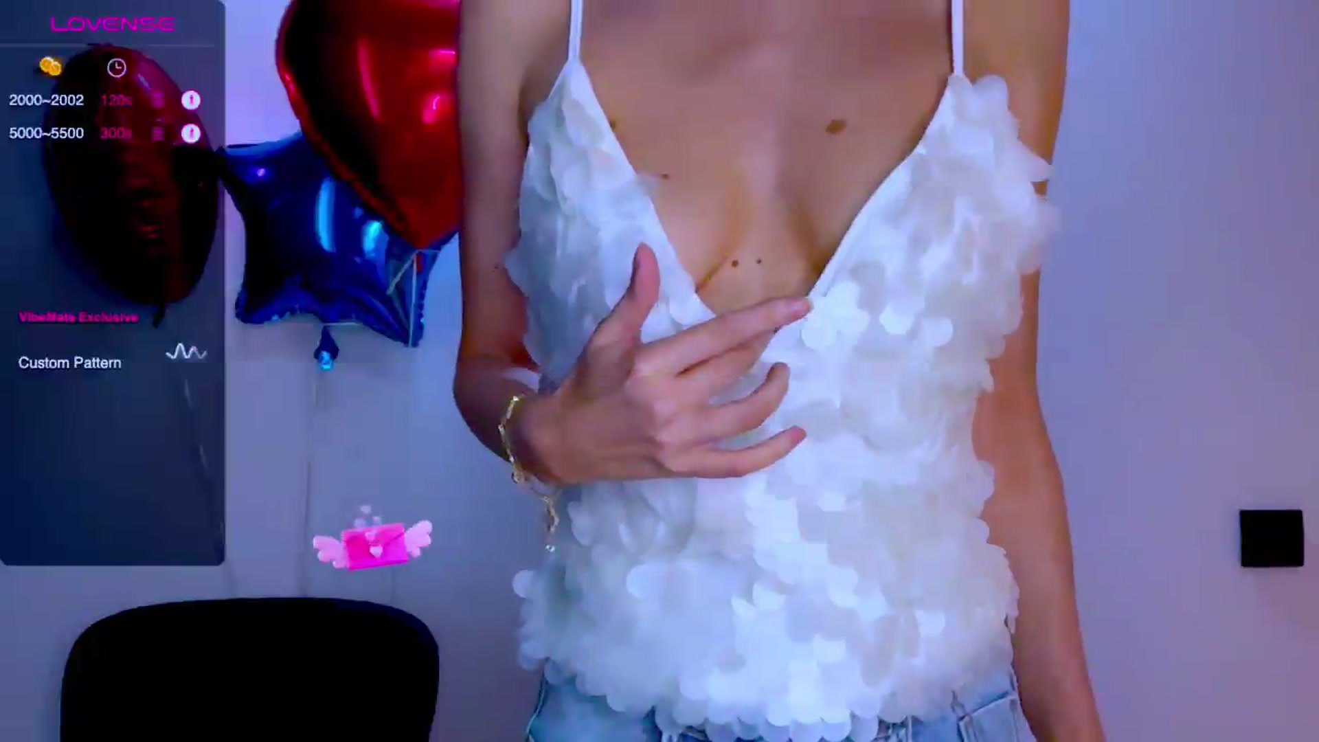 Gallery image thumbnail from Mia118's myfreecams stream on, 07/04/2026, 10:40 image 7 of 20