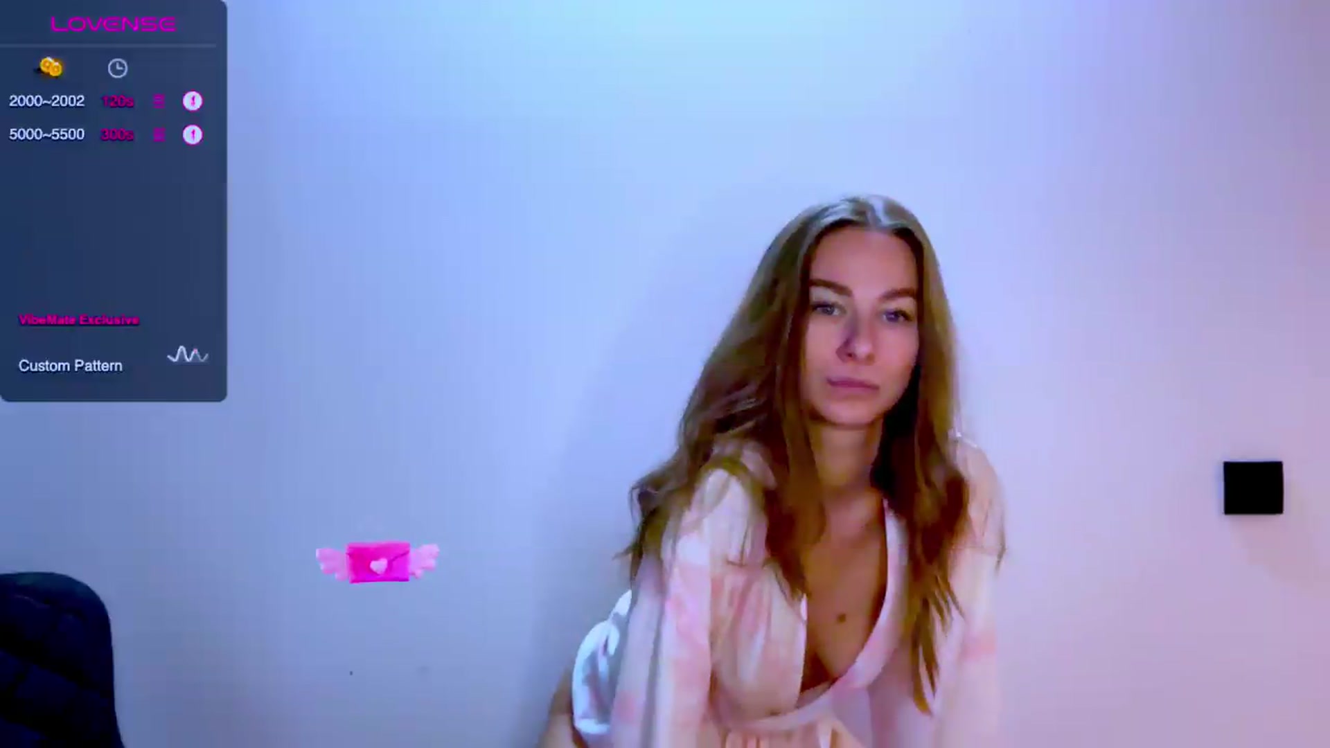 Gallery image thumbnail from Mia118's myfreecams stream on, 07/16/2026, 13:14 image 16 of 20