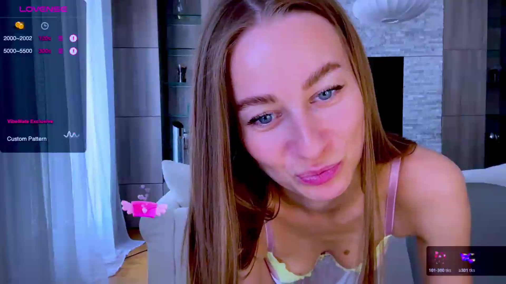 Gallery image thumbnail from Mia118's myfreecams stream on, 07/19/2026, 13:16 image 4 of 20