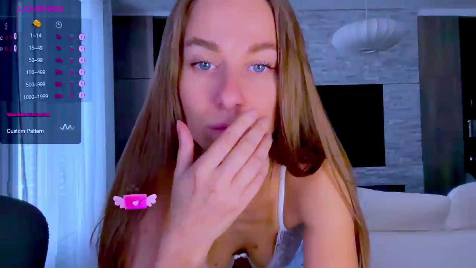 Gallery image thumbnail from Mia118's myfreecams stream on, 08/01/2026, 14:15 image 10 of 20