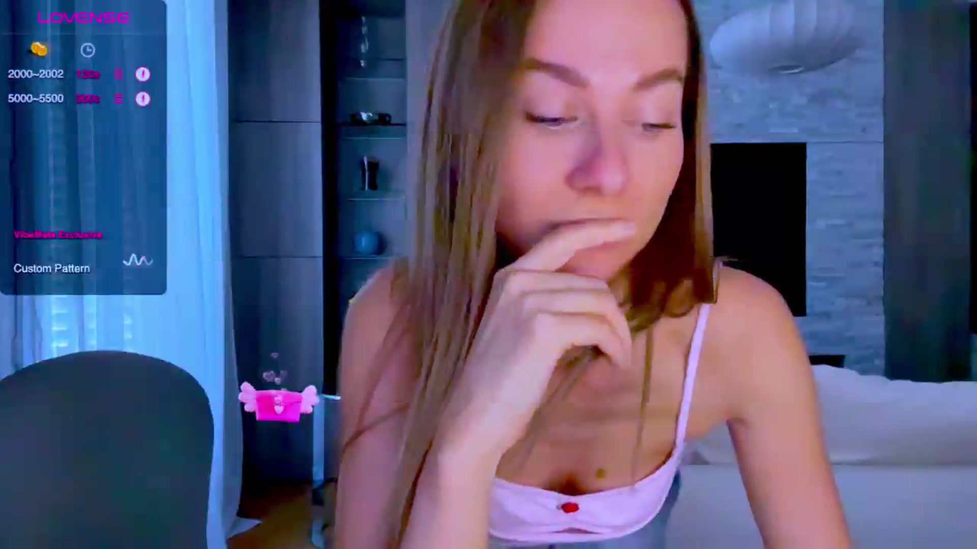 Gallery image thumbnail from Mia118's myfreecams stream on, 08/10/2026, 13:13 image 16 of 20
