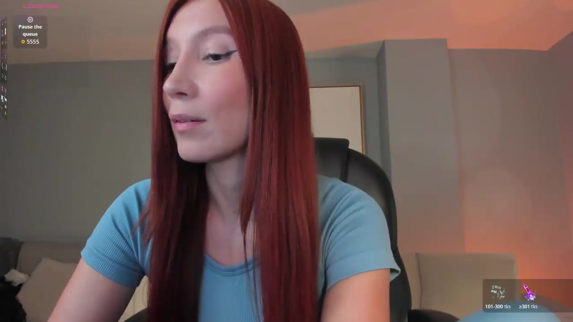 Gallery image thumbnail from MiaFarrell's myfreecams stream on, 07/01/2026, 19:36 image 6 of 20