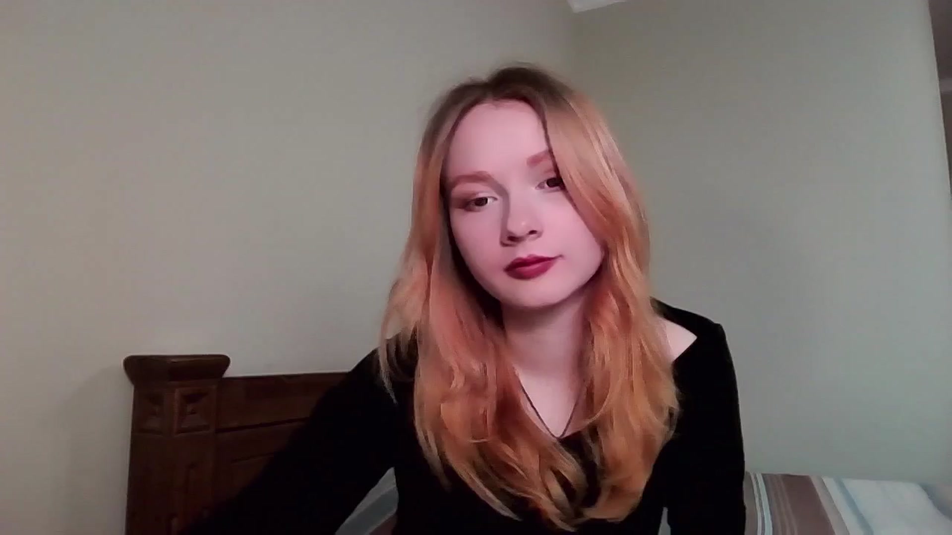 Gallery image thumbnail from MiaFox's myfreecams stream on, 03/24/2026, 14:19 image 14 of 20