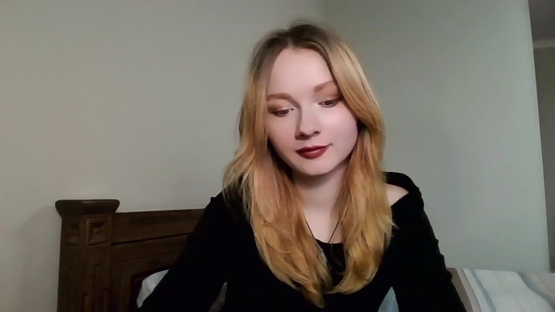 Gallery image thumbnail from MiaFox's myfreecams stream on, 03/24/2026, 15:00 image 1 of 20