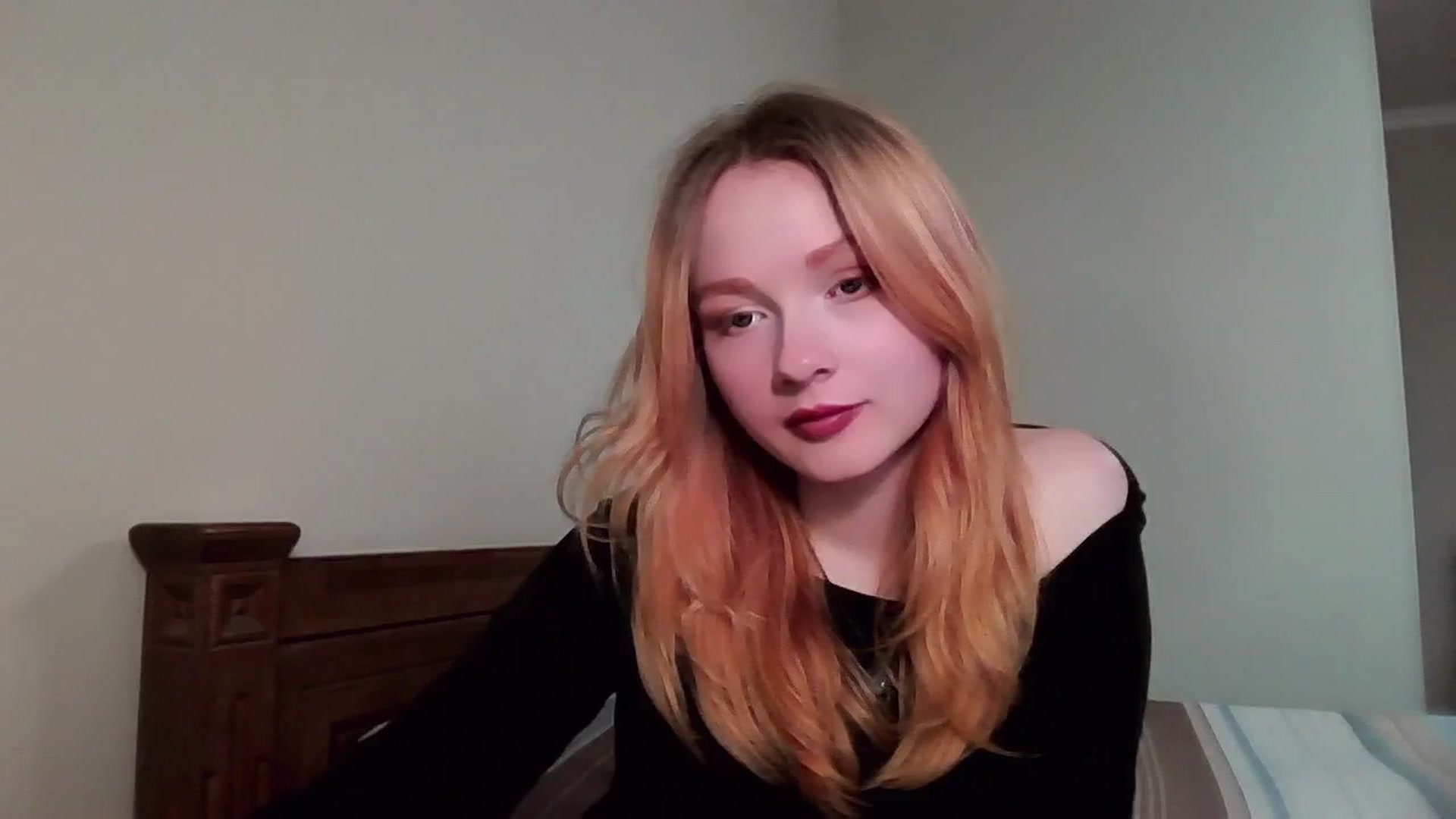 Gallery image thumbnail from MiaFox's myfreecams stream on, 03/24/2026, 15:00 image 14 of 20