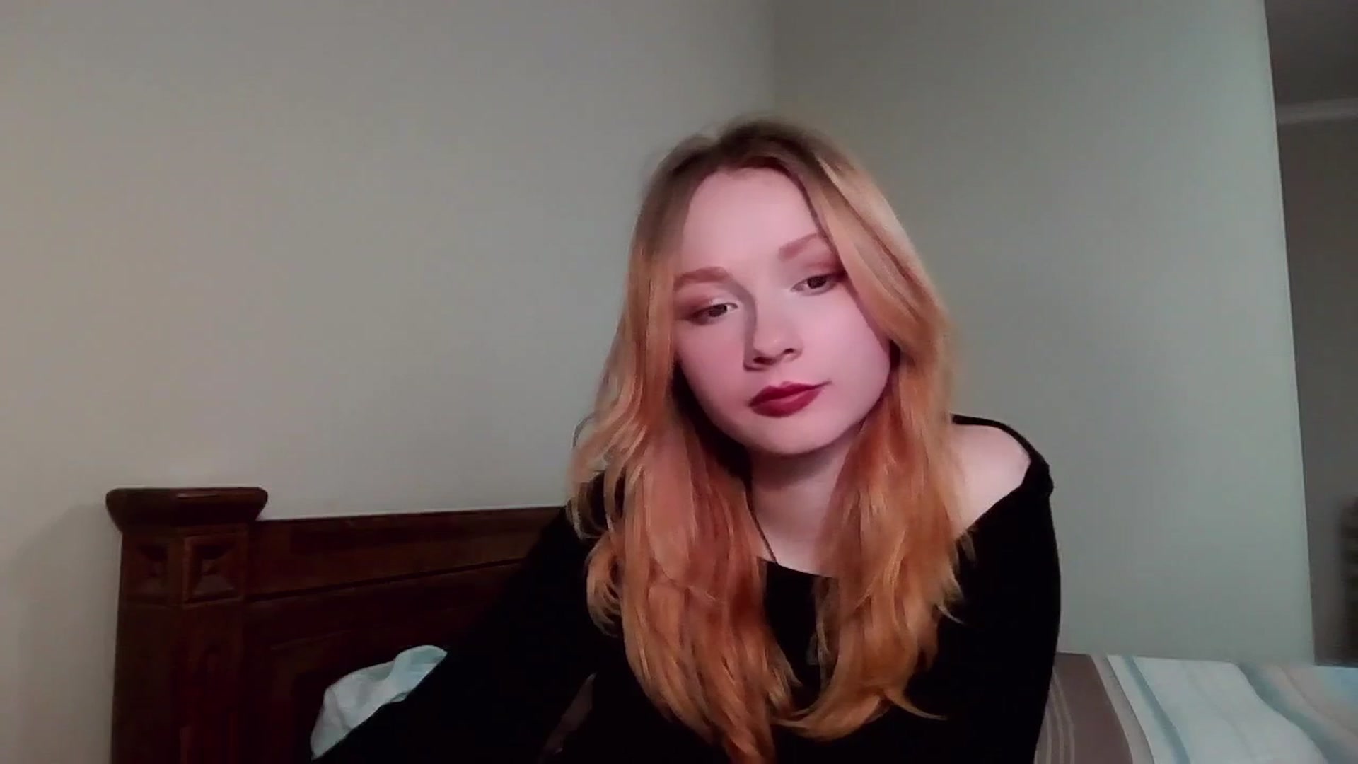 Gallery image thumbnail from MiaFox's myfreecams stream on, 03/24/2026, 15:00 image 19 of 20
