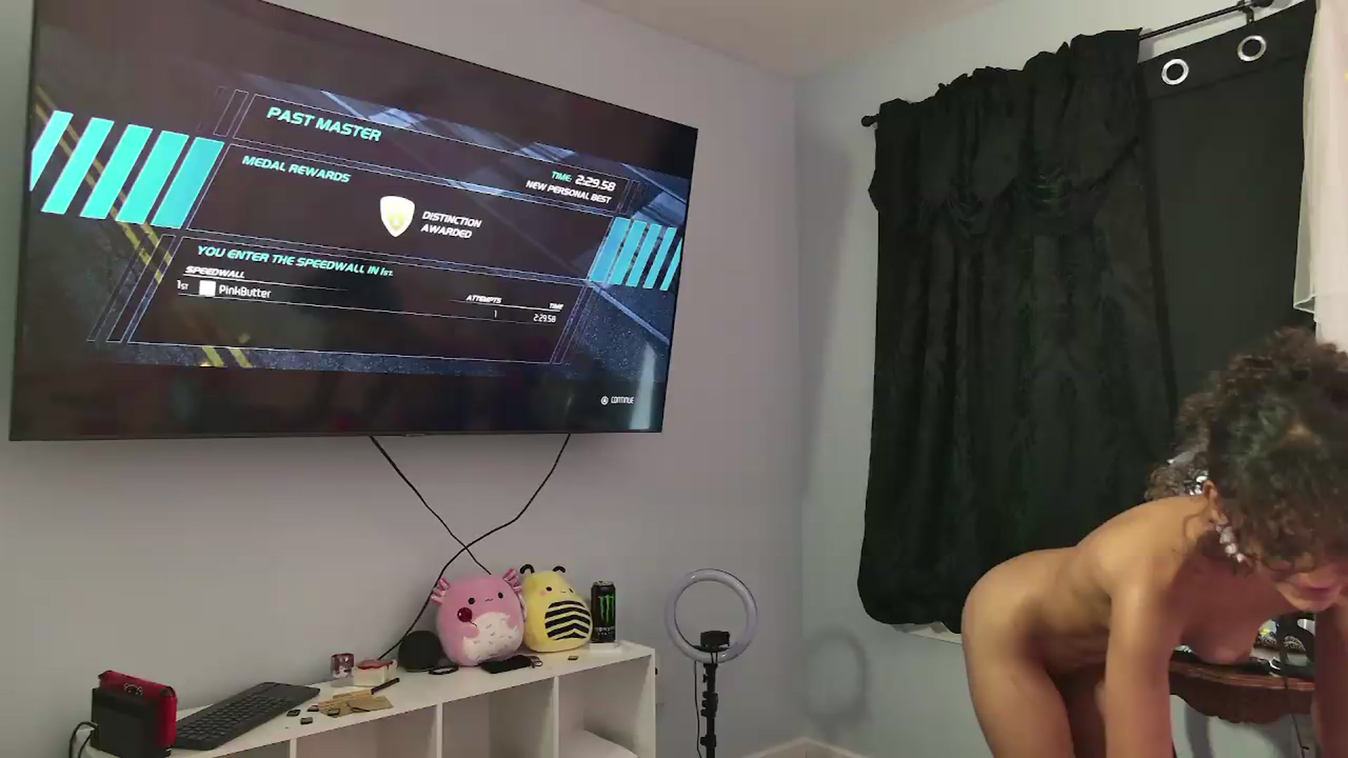 Gallery image thumbnail from MiaHart_'s myfreecams stream on, 05/17/2026, 21:18 image 8 of 20