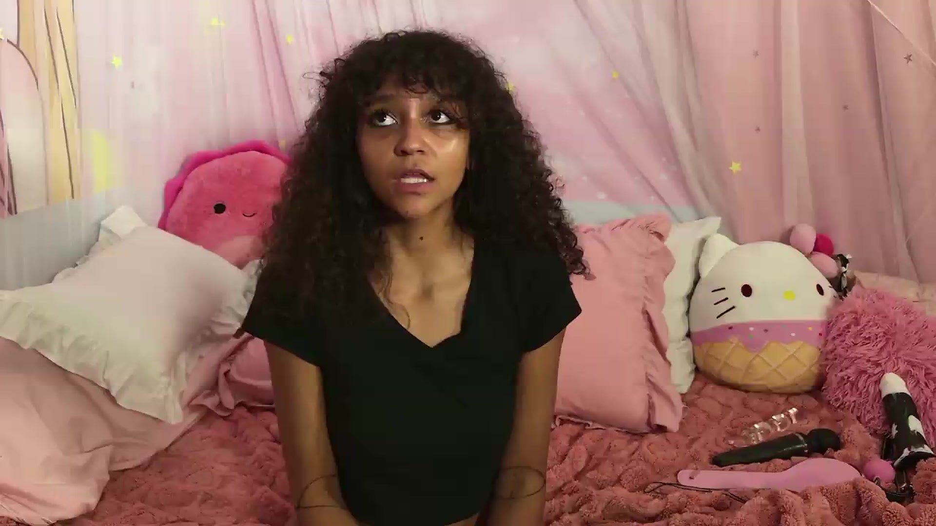 Gallery image thumbnail from MiaHart_'s myfreecams stream on, 06/21/2026, 10:14 image 19 of 20
