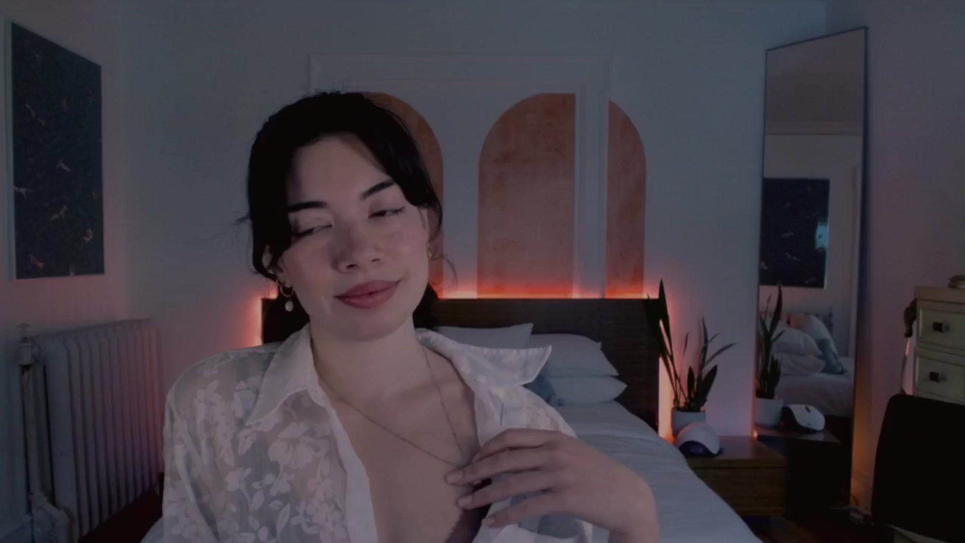 Gallery image thumbnail from MiaHathaway's myfreecams stream on, 02/19/2025, 19:11 image 13 of 20