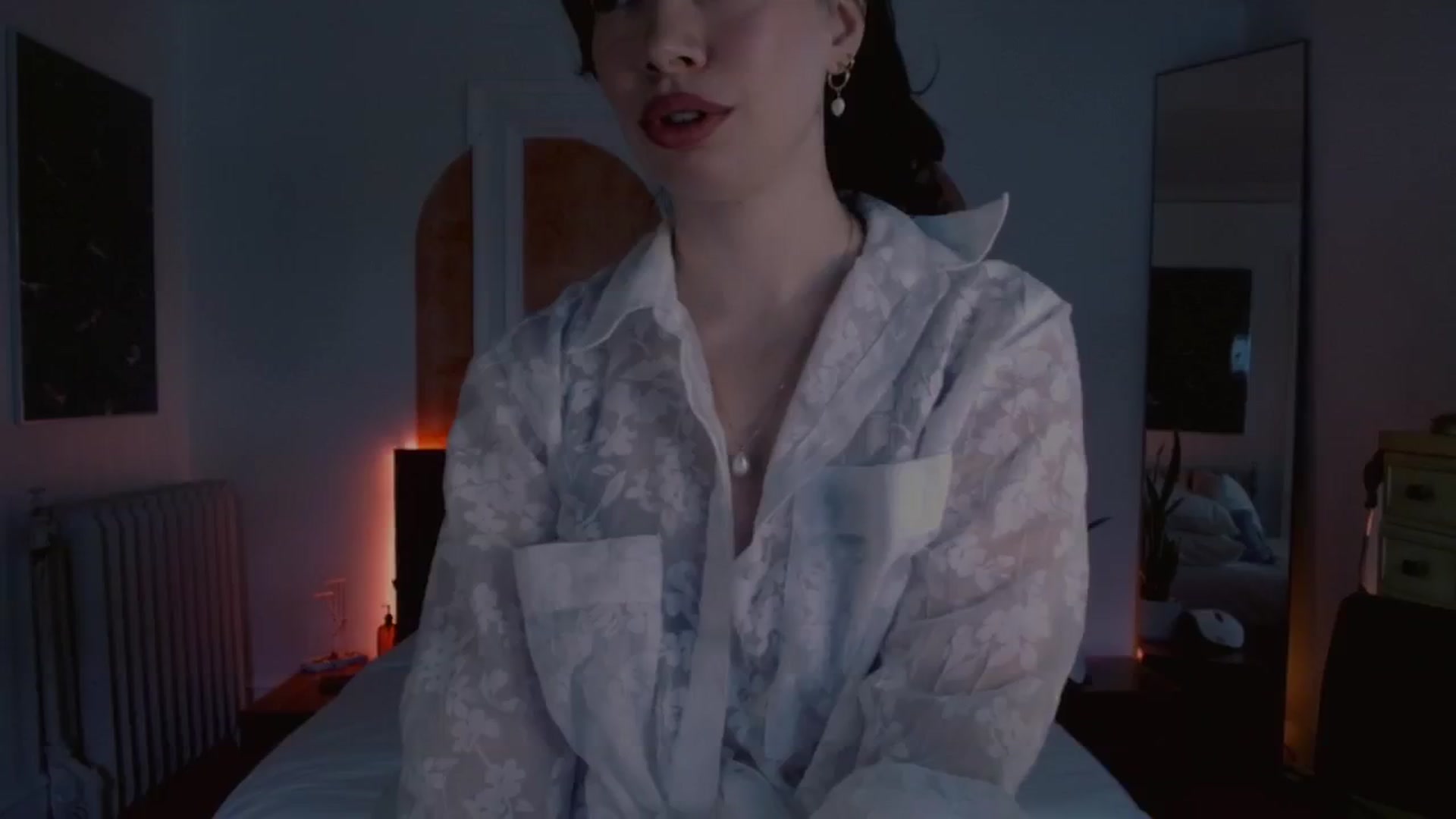 Gallery image thumbnail from MiaHathaway's myfreecams stream on, 02/19/2025, 19:11 image 14 of 20